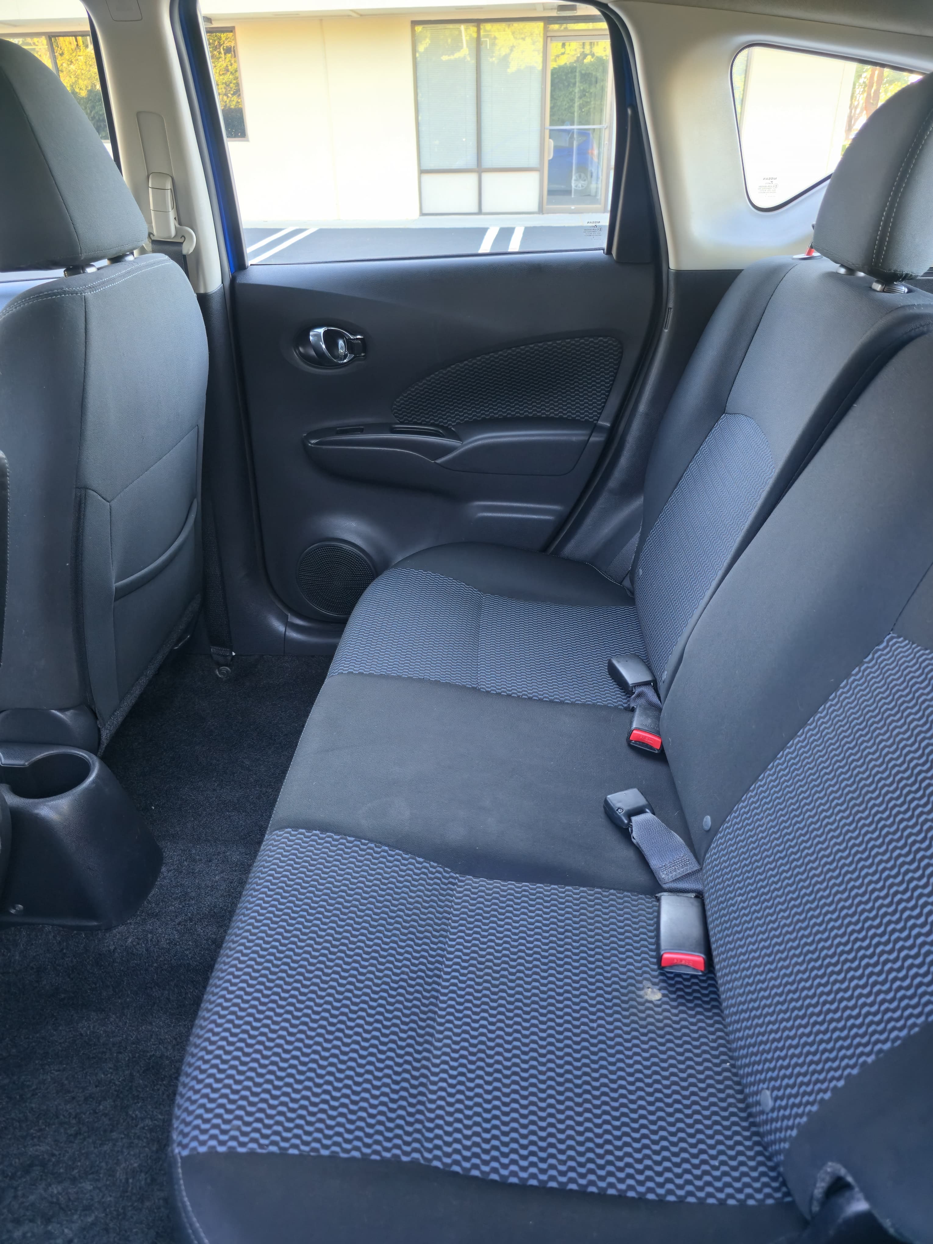 2017 Nissan Versa Note SV thumbnail 10