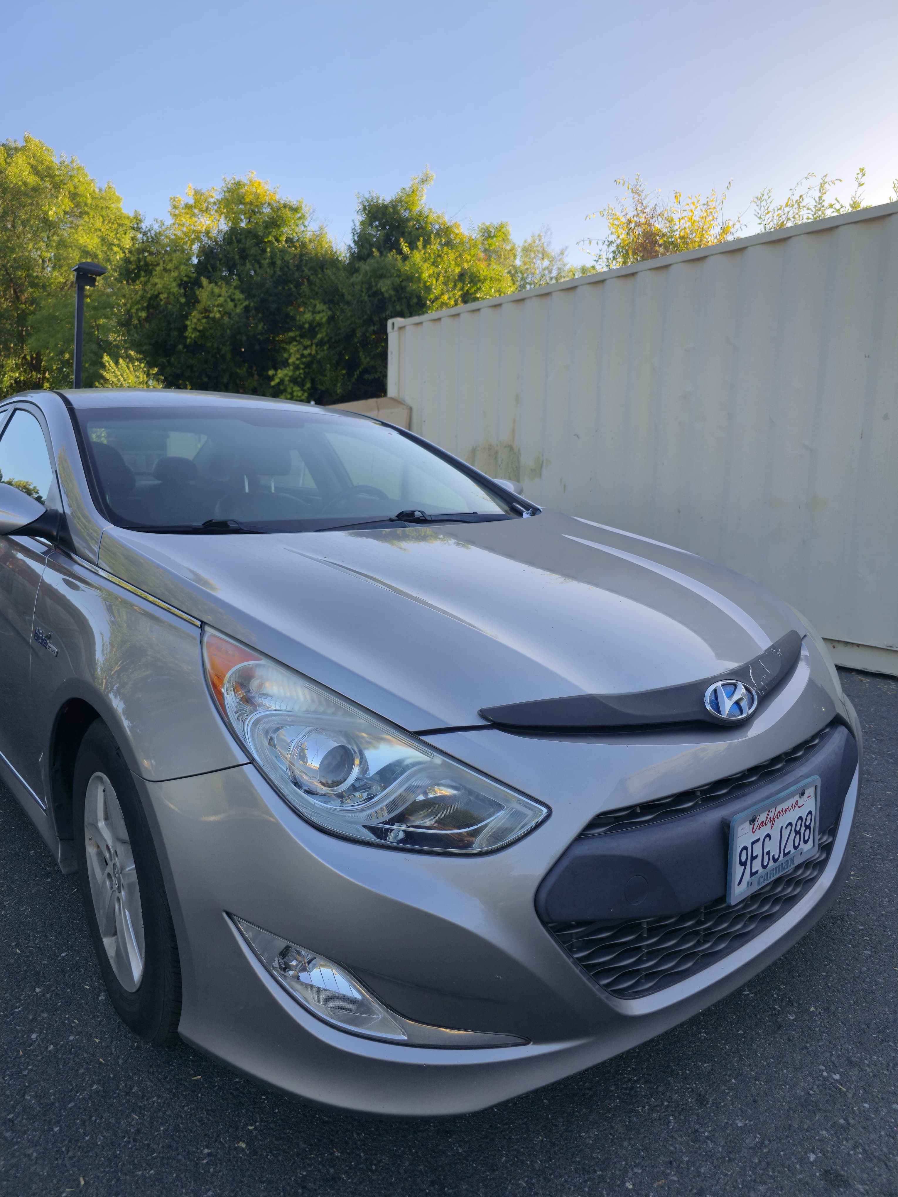 2012 Hyundai Sonata Hybrid thumbnail 3