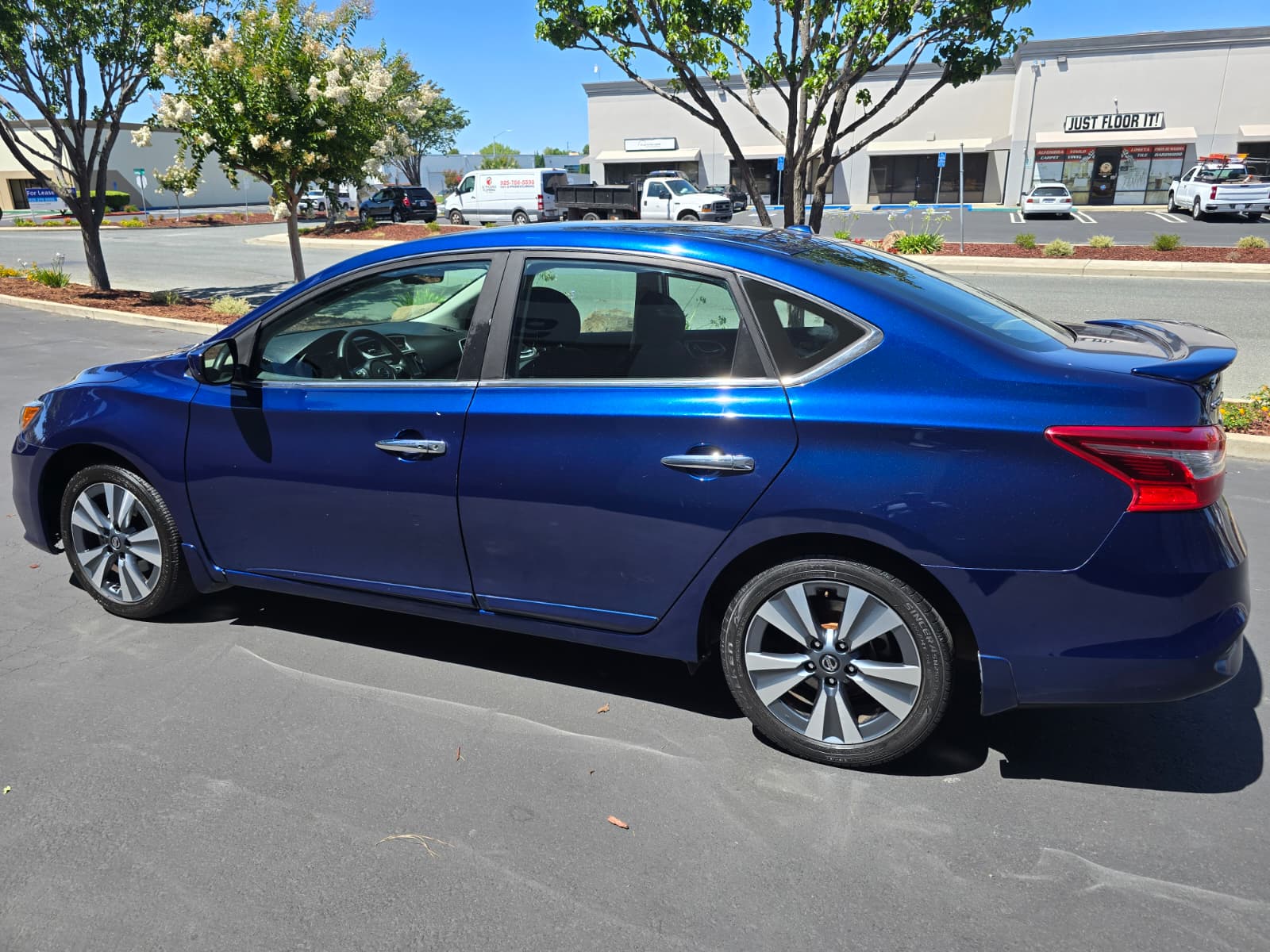2019 Nissan Sentra SV Special Edition thumbnail 6