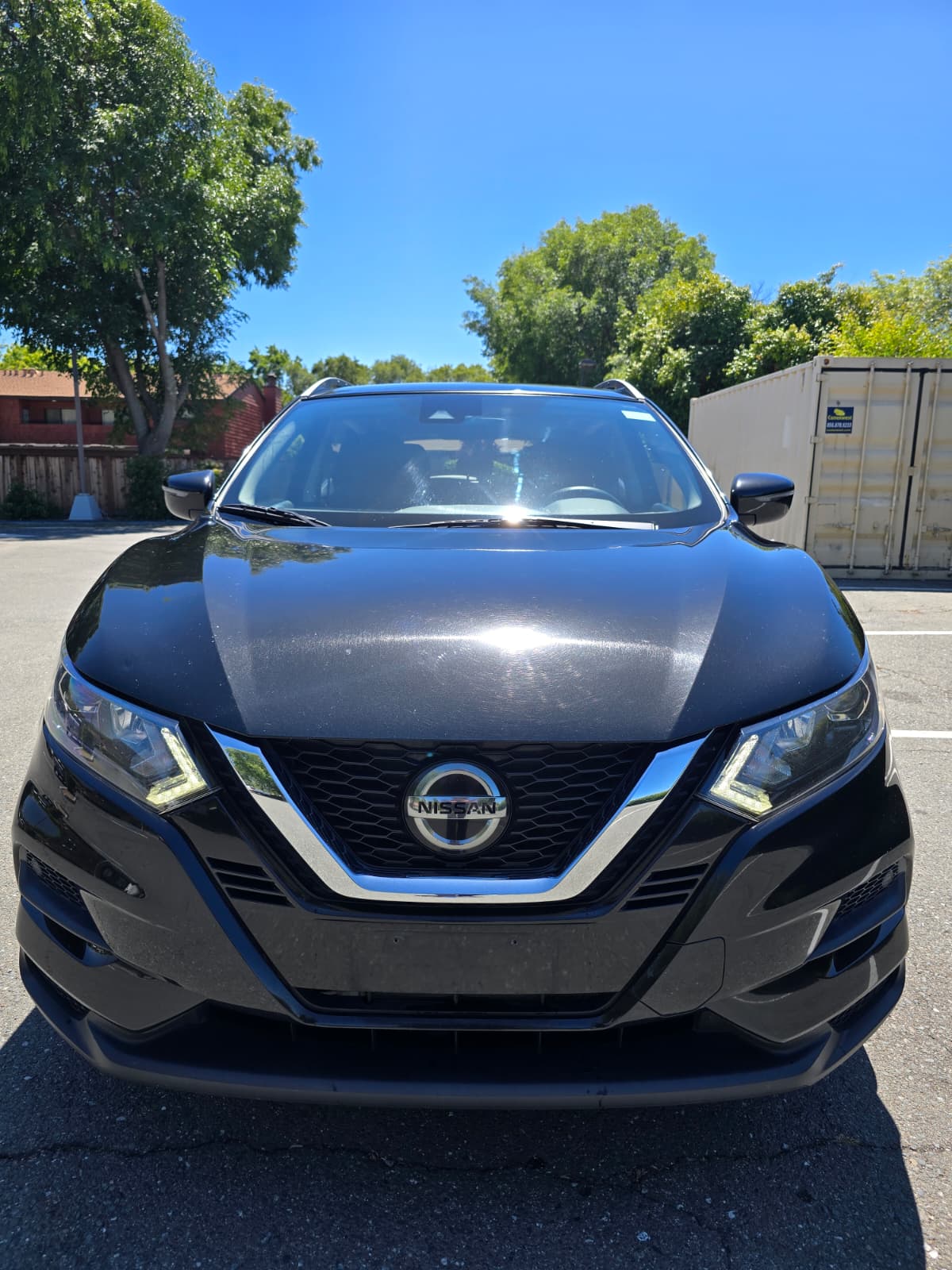 2020 Nissan Rogue Sport SV image 1