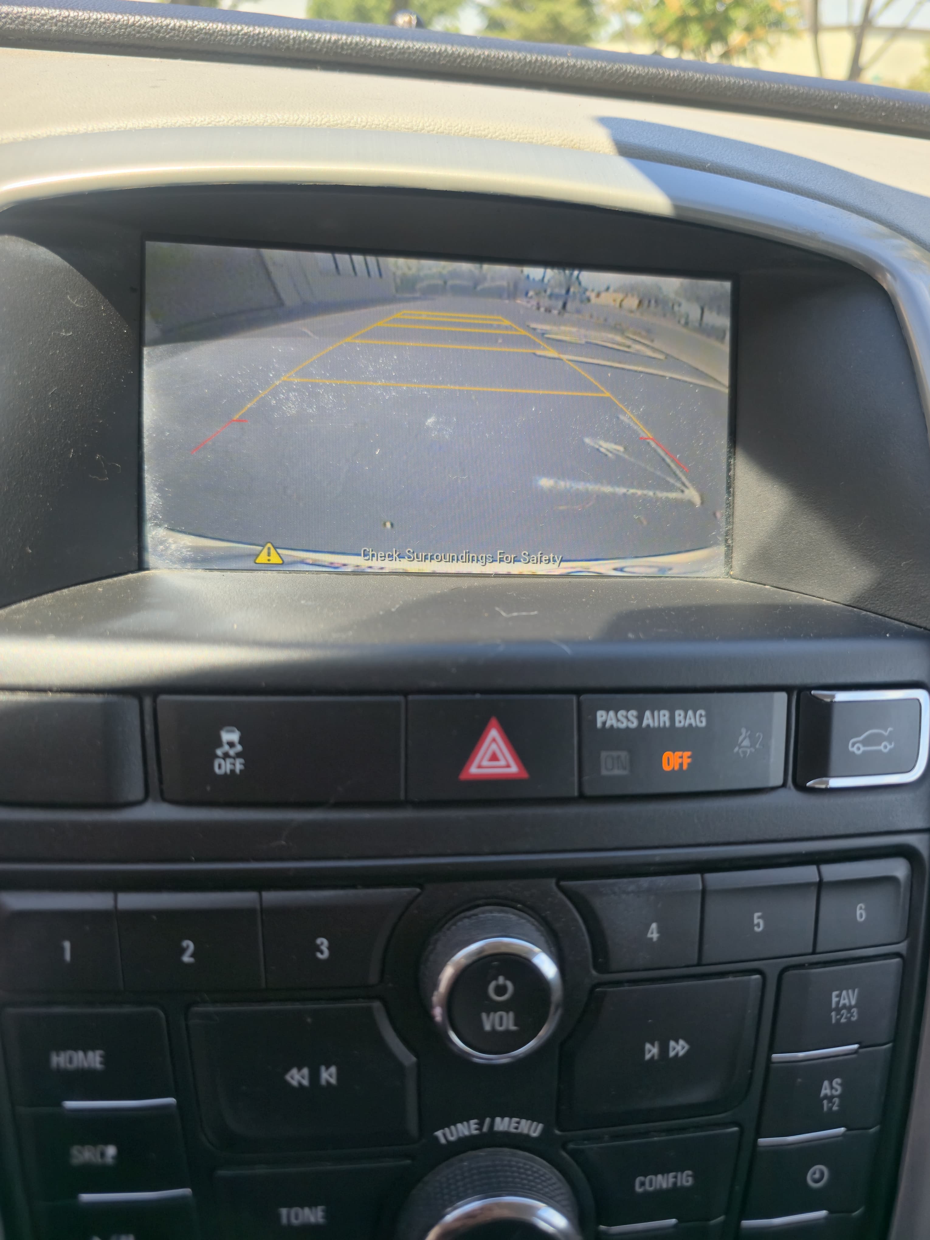 2015 Buick Verano thumbnail 12
