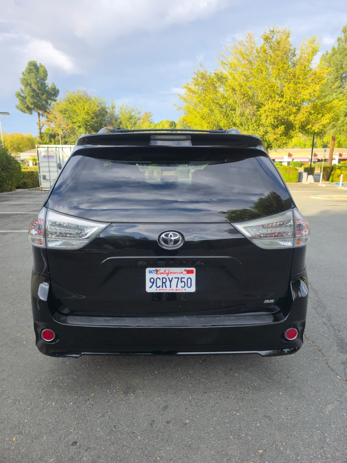 2013 Toyota Sienna SE thumbnail 4