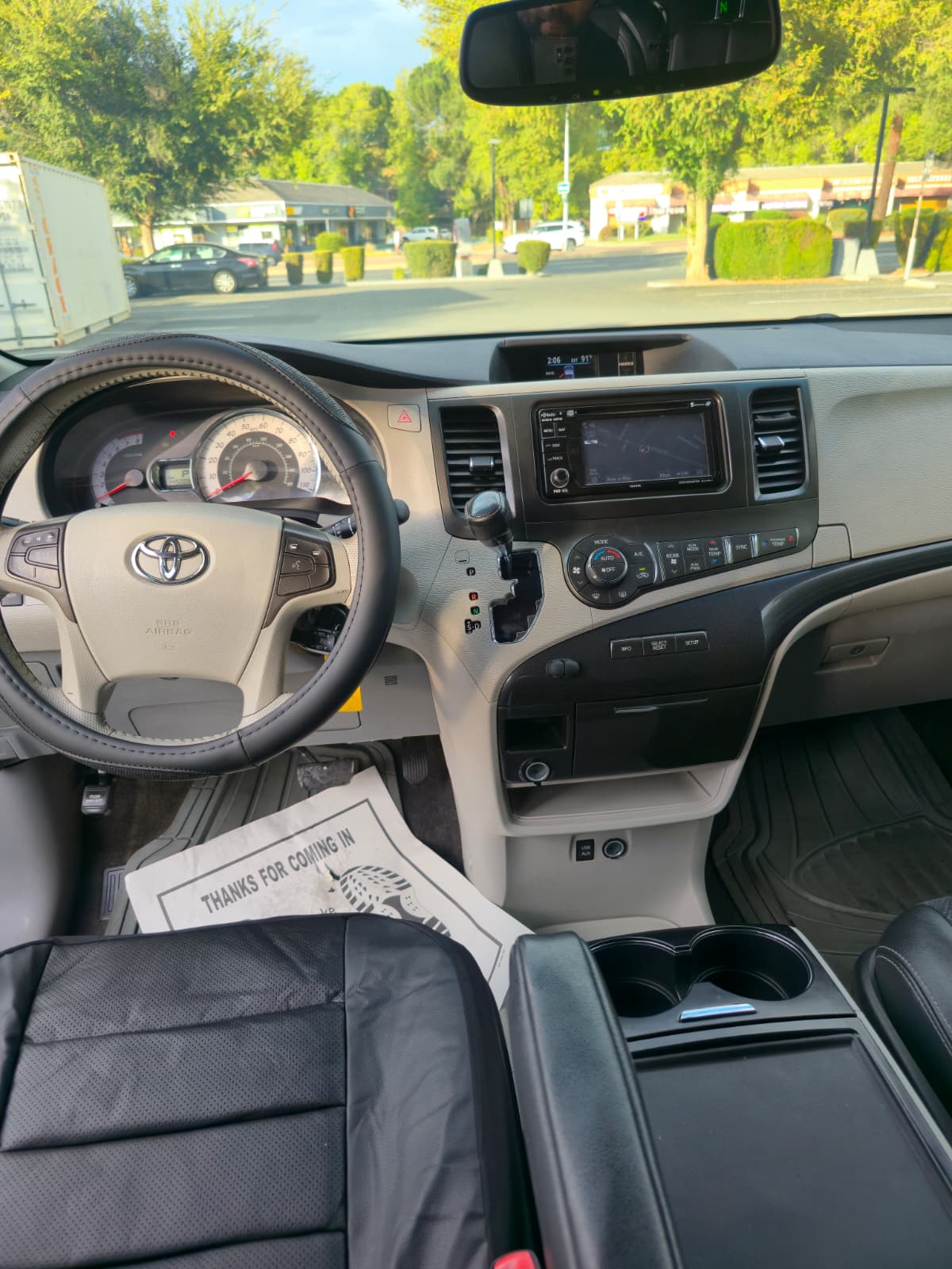 2013 Toyota Sienna SE thumbnail 8