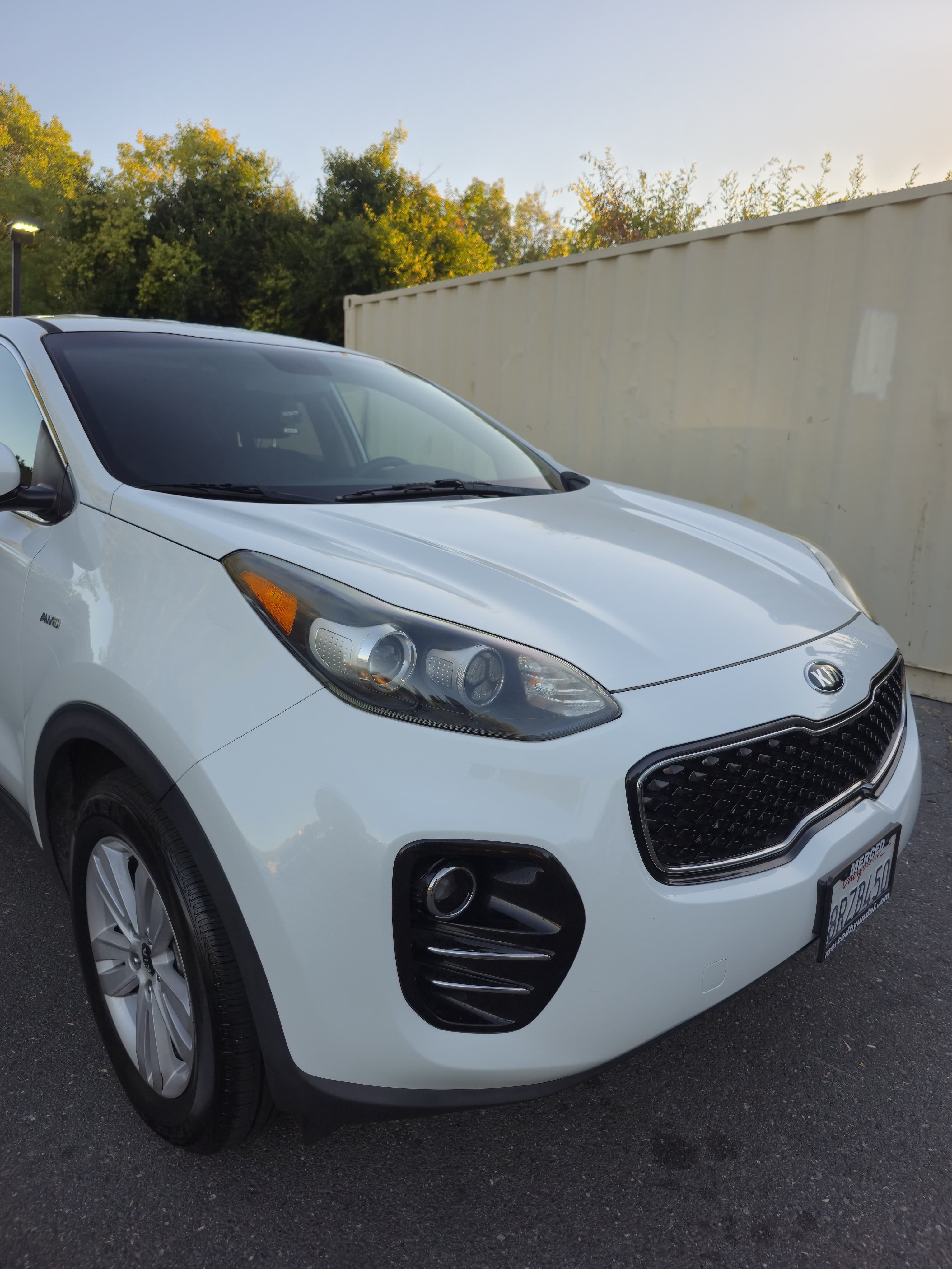 2017 Kia Sportage LX thumbnail 2