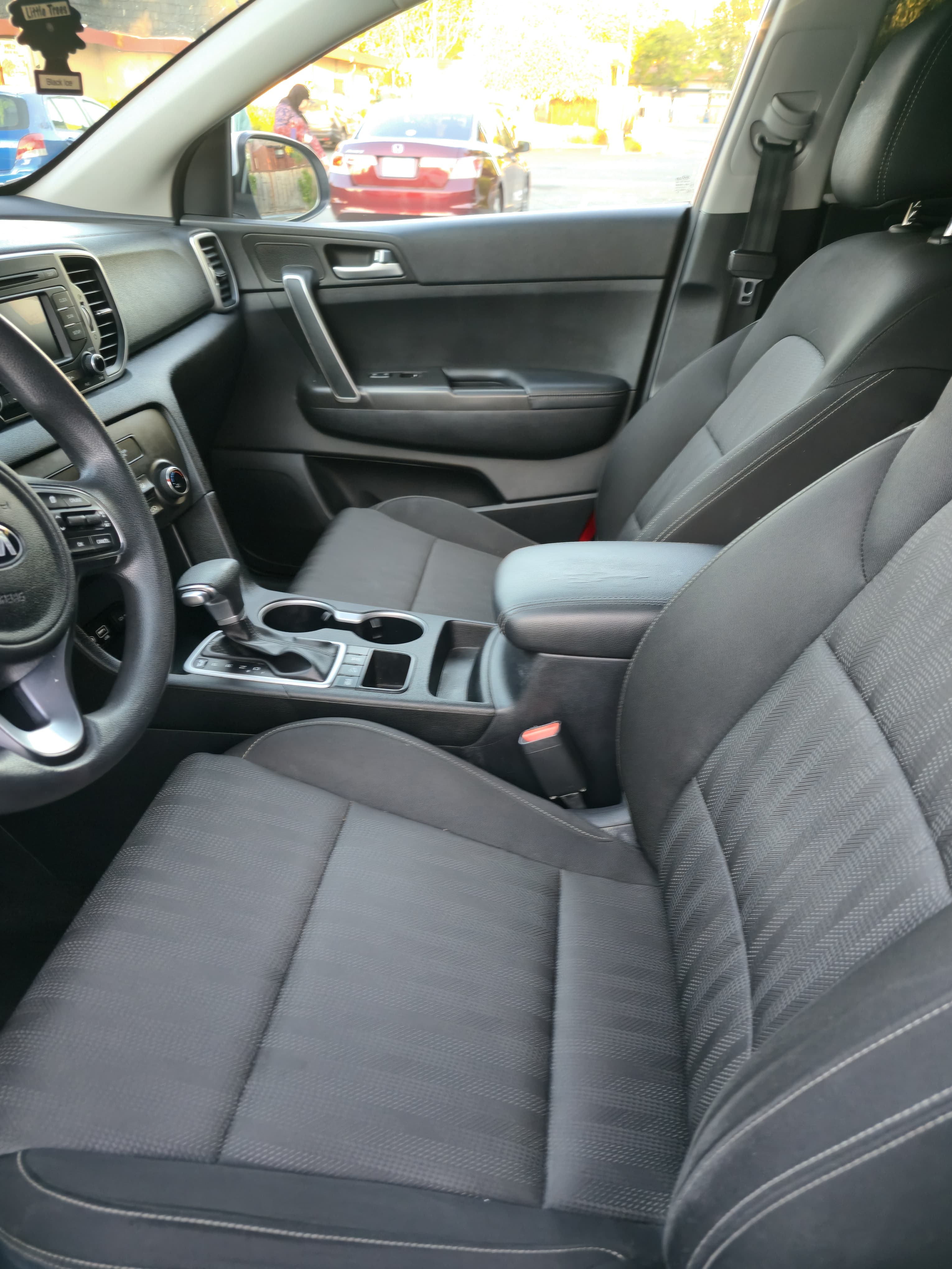 2017 Kia Sportage LX thumbnail 9
