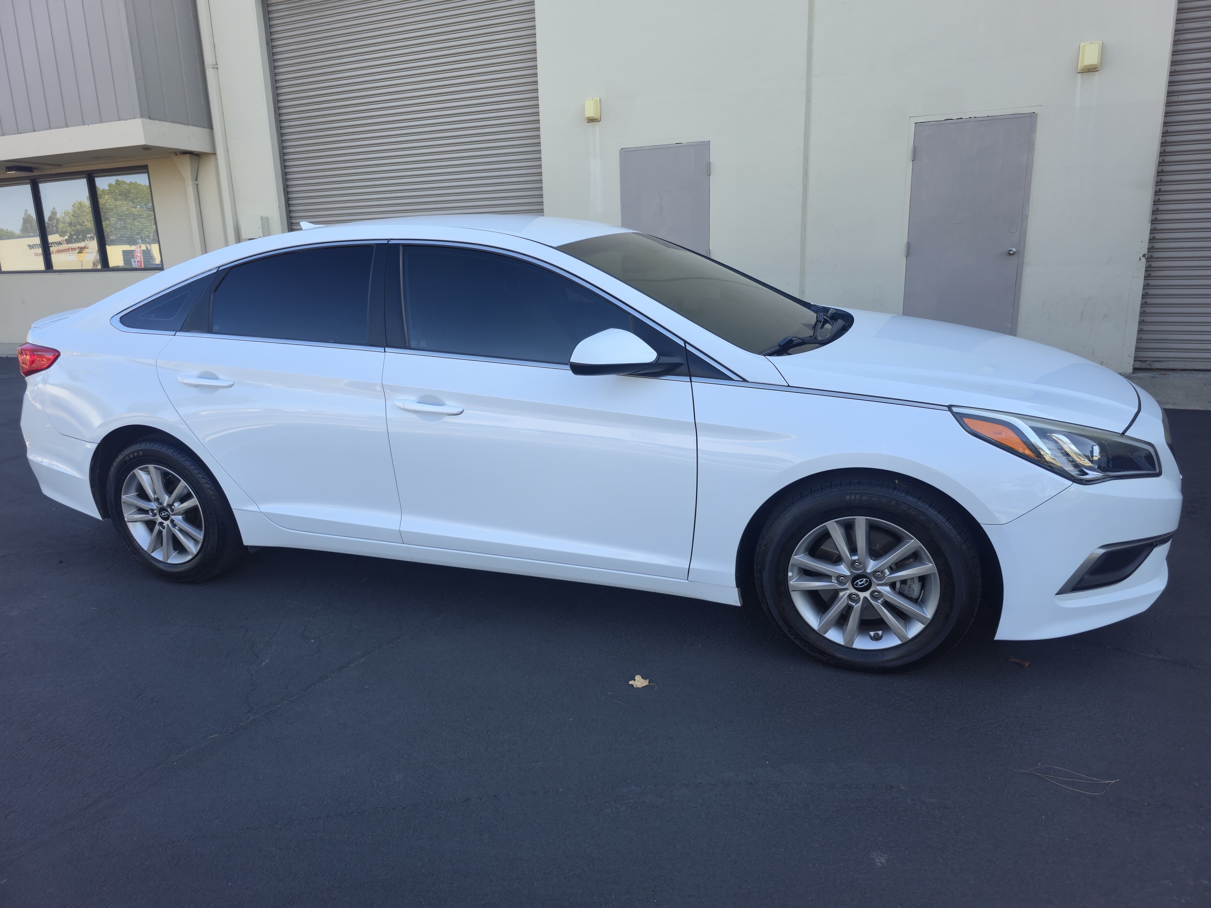 2016 Hyundai Sonata thumbnail 5