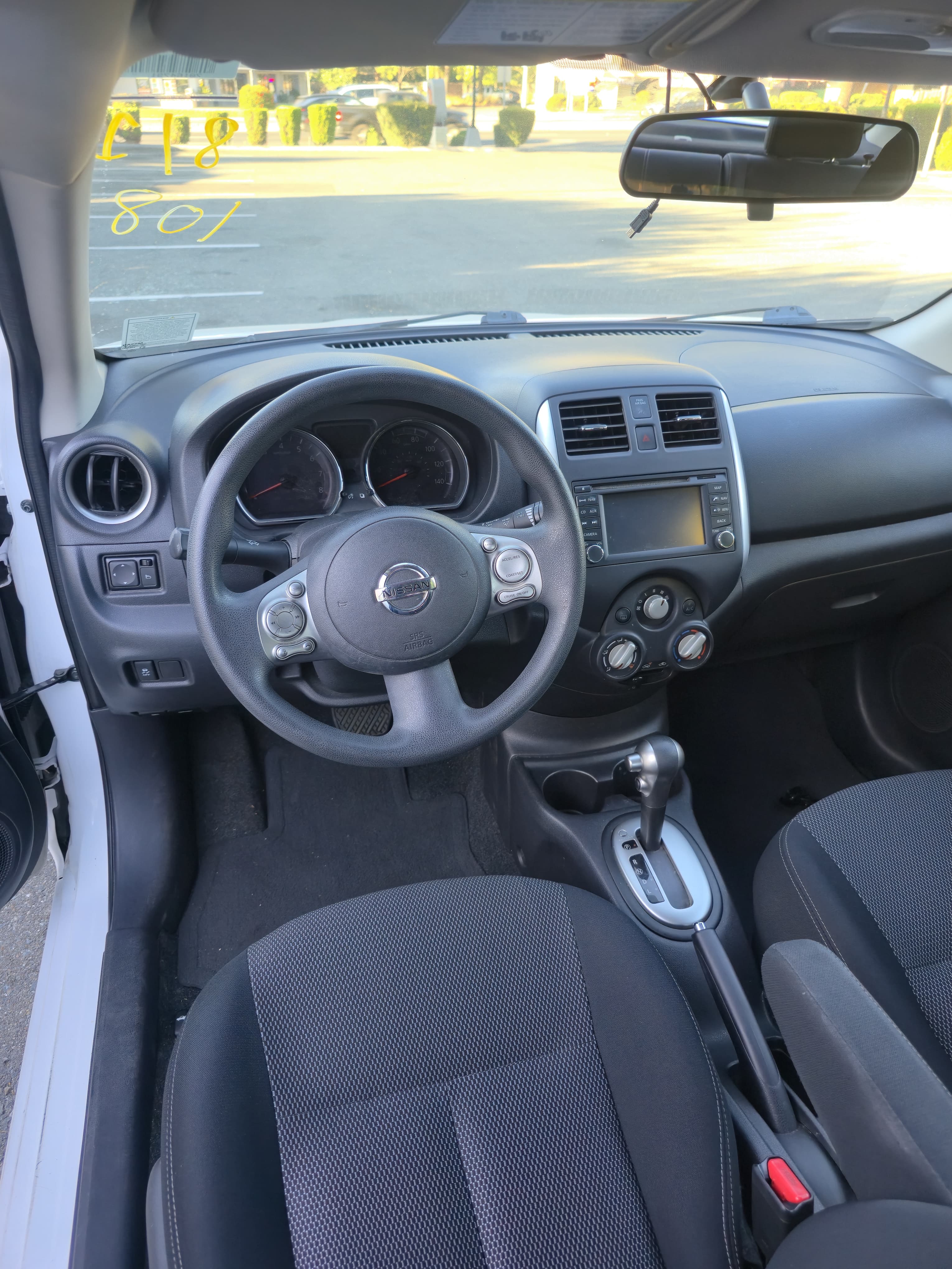 2014 Nissan Versa SL thumbnail 8