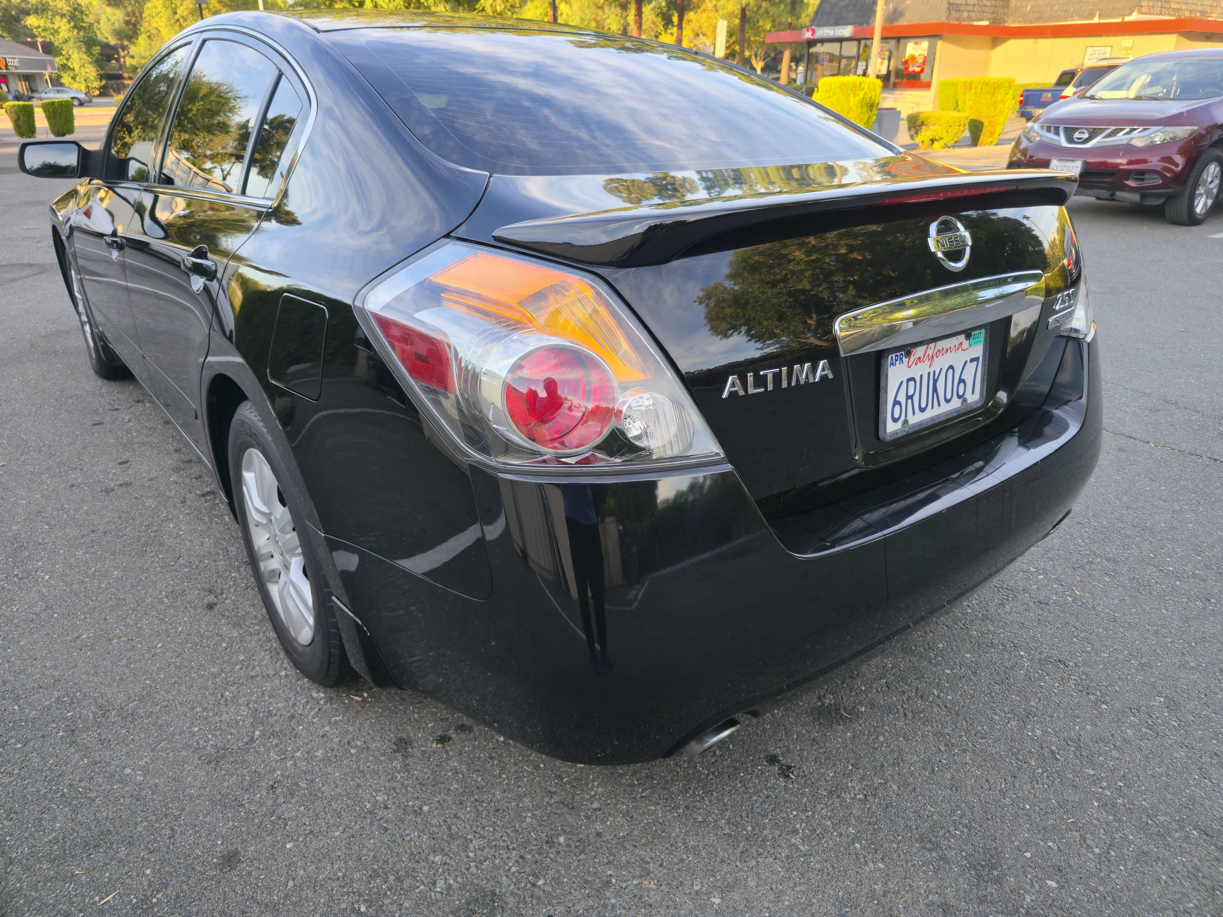 2011 Nissan Altima 2.5 S Special Edition thumbnail 7