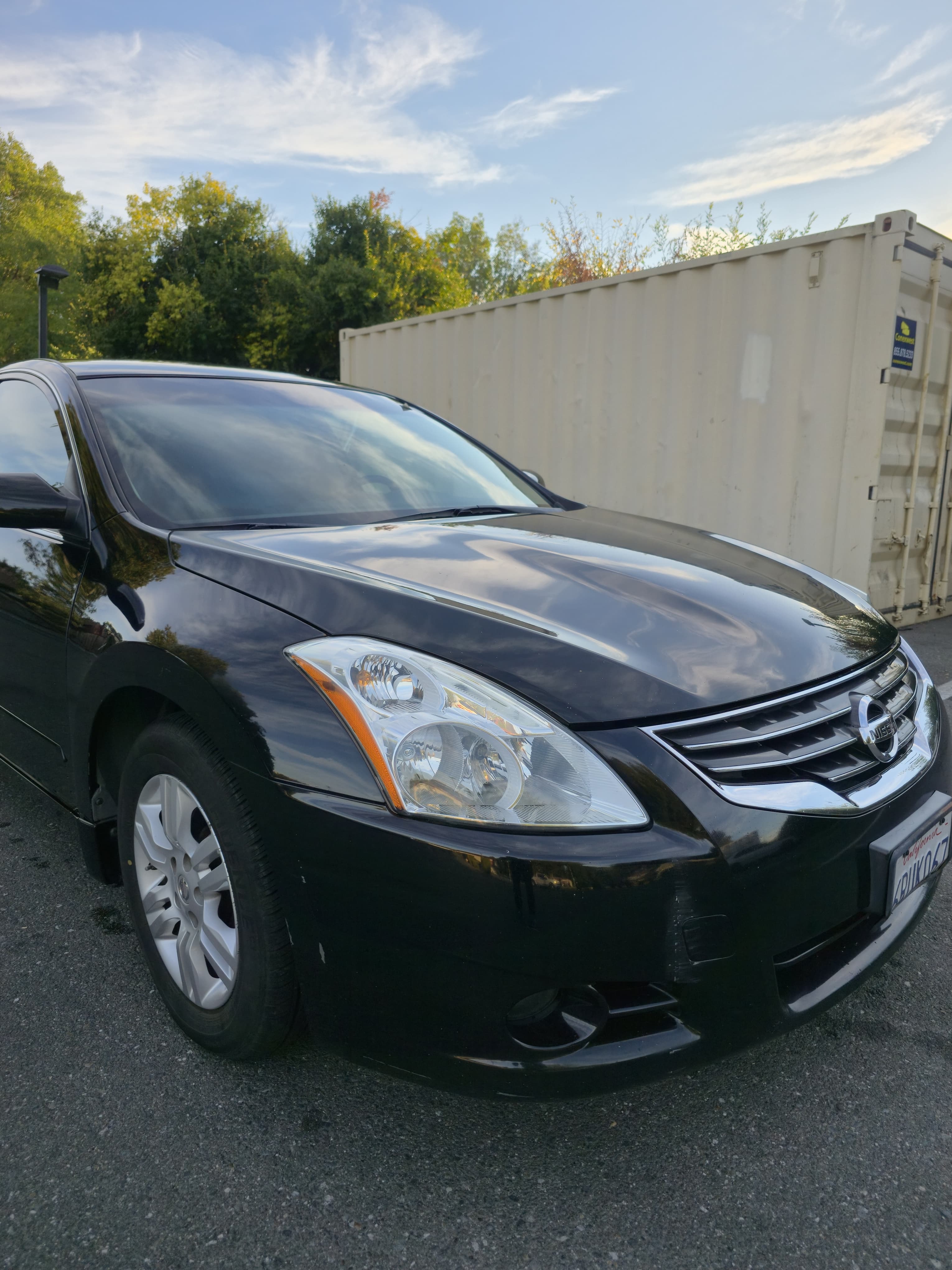 2011 Nissan Altima 2.5 S Special Edition thumbnail 3