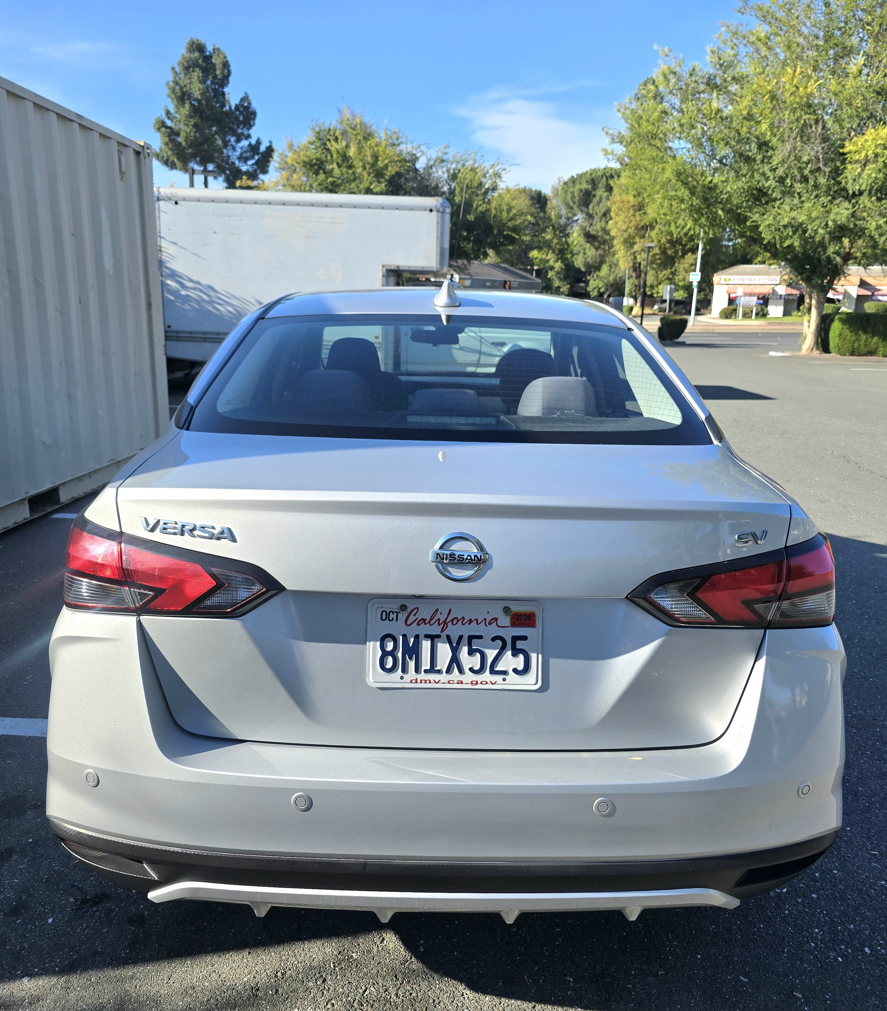 2020 Nissan Versa SV thumbnail 4