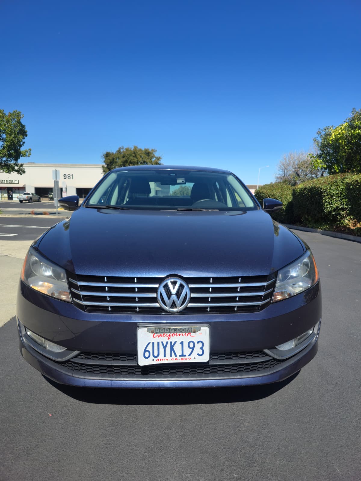2012 Volkswagen Passat SEL Premium