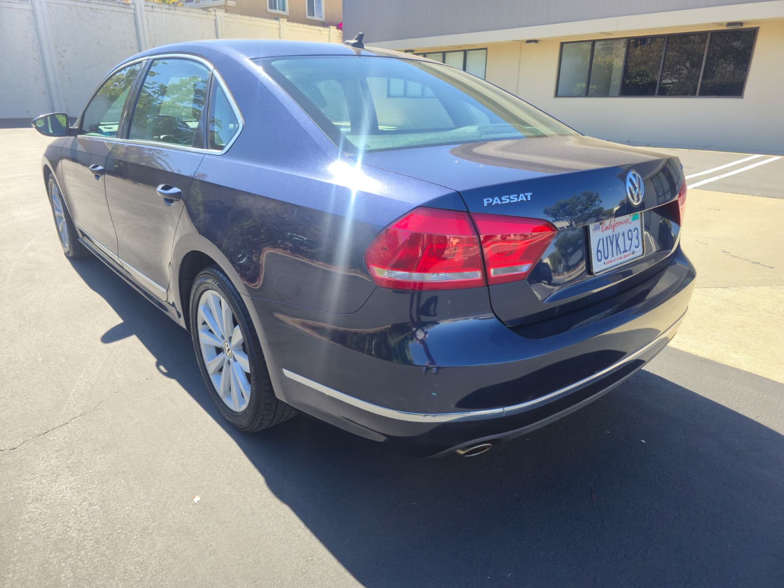 2012 Volkswagen Passat SEL Premium thumbnail 7