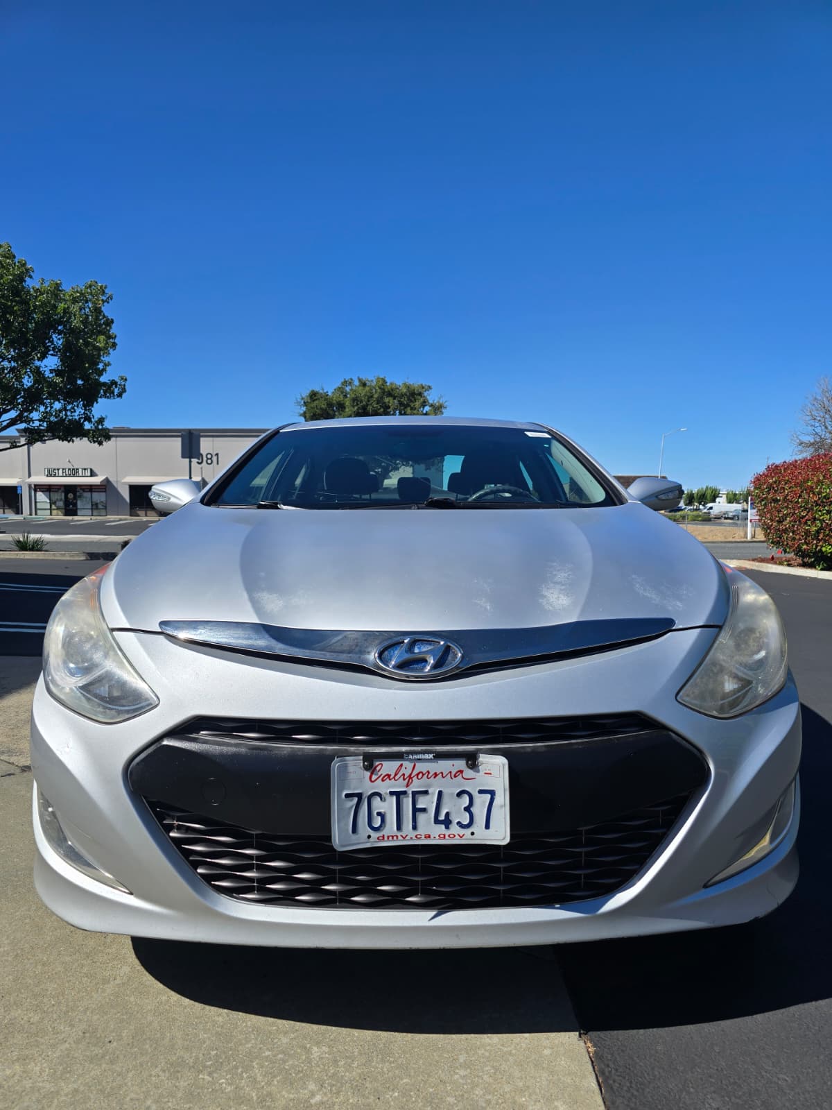 2015 Hyundai Sonata Hybrid Hybrid image 1