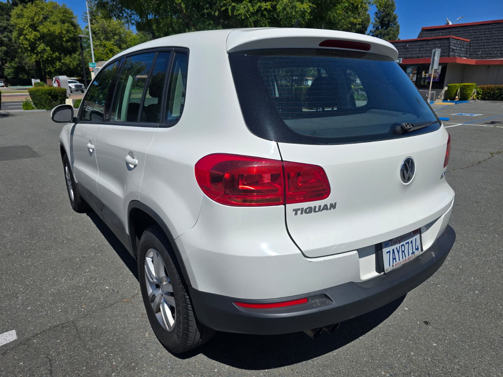 2013 Volkswagen Tiguan S thumbnail 7