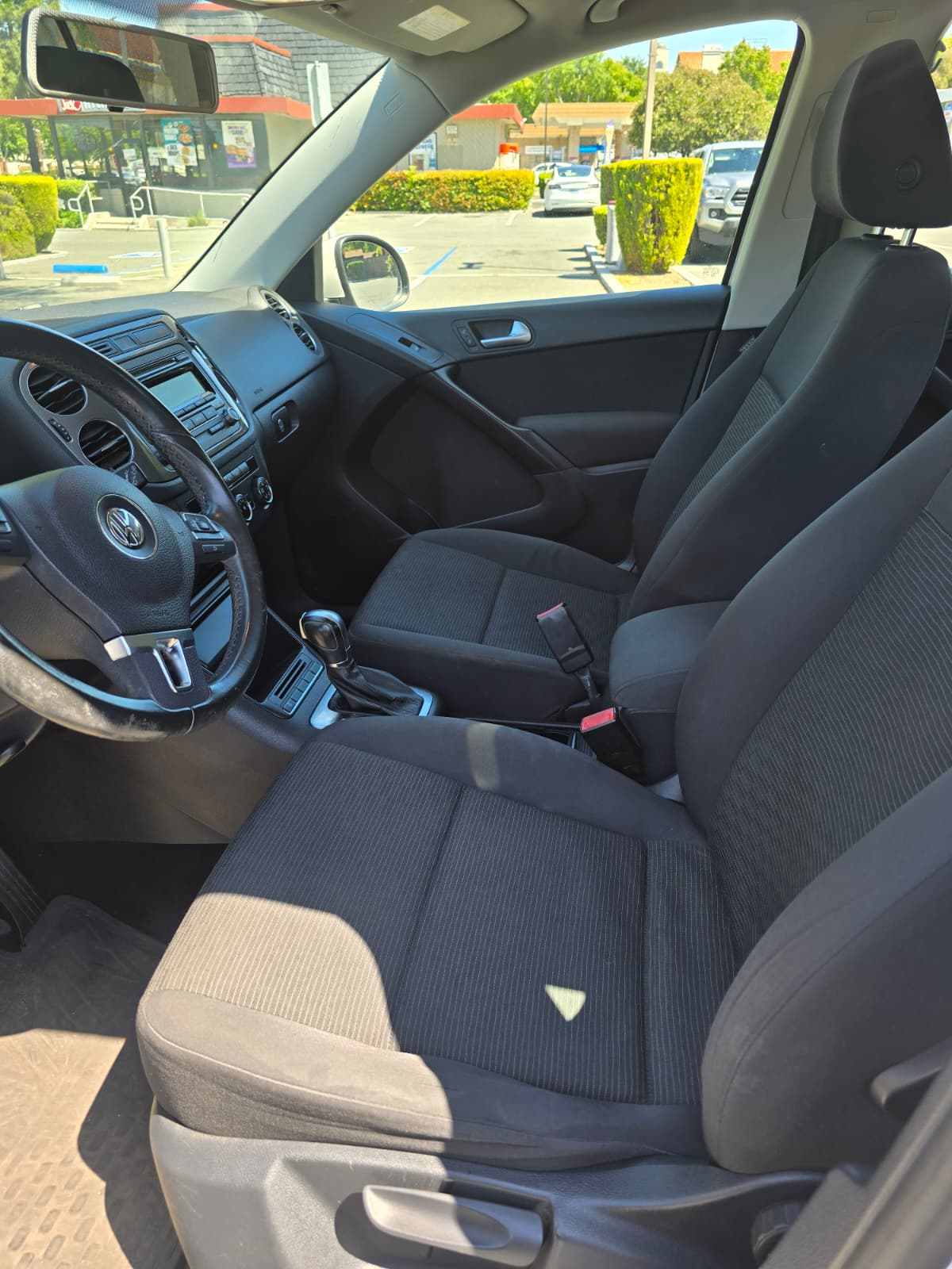 2013 Volkswagen Tiguan S thumbnail 9