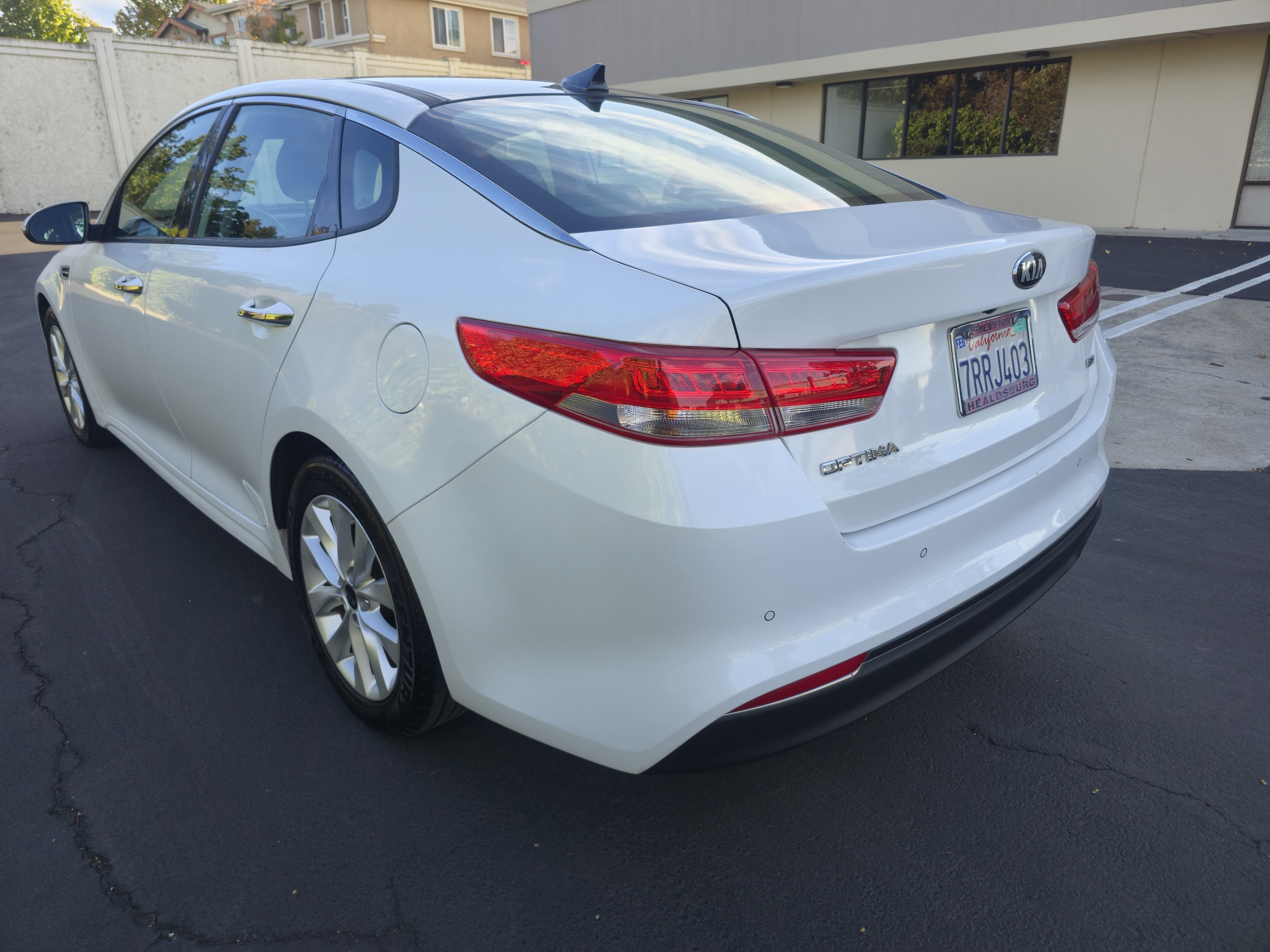 2016 Kia Optima EX thumbnail 7