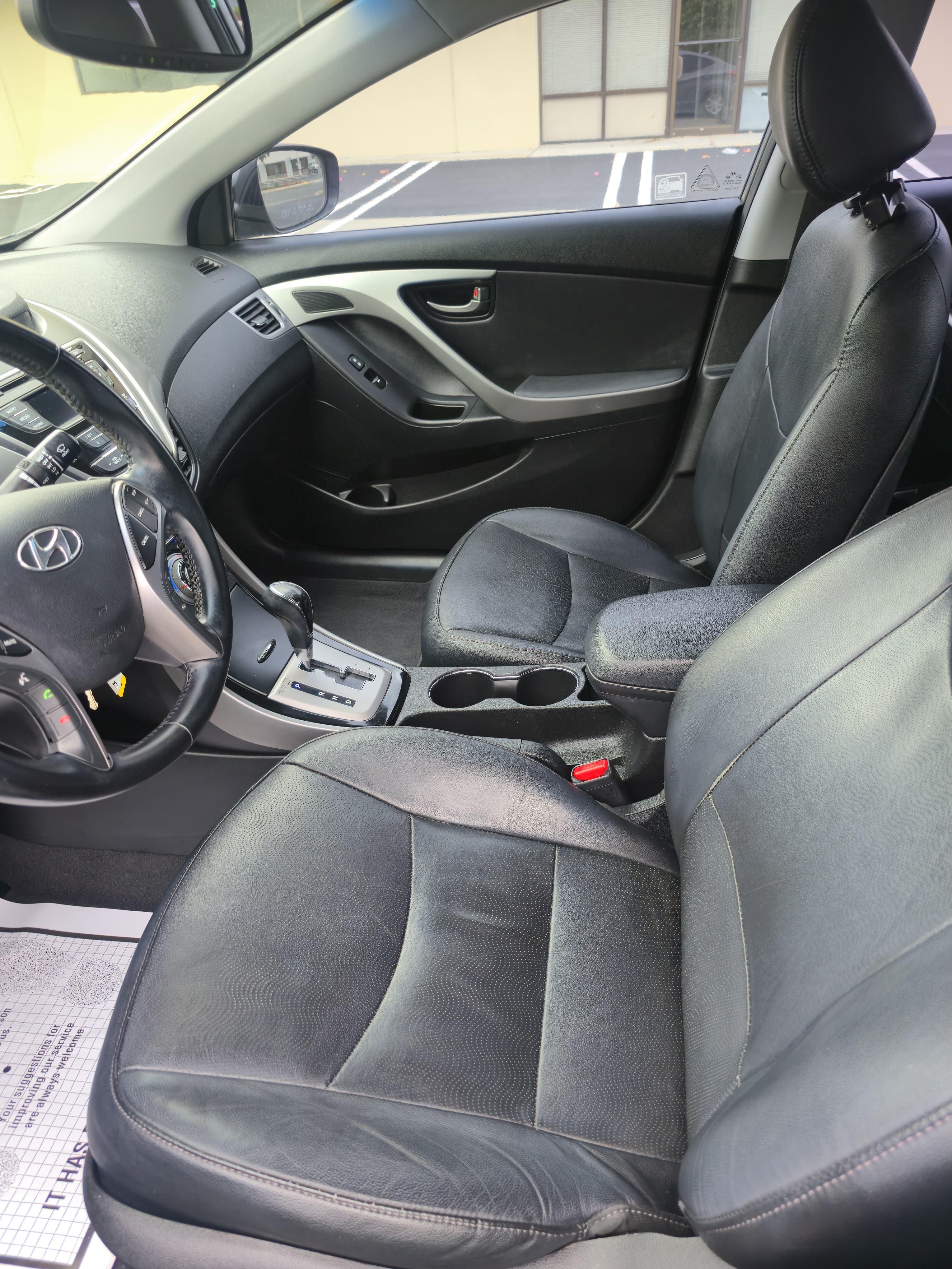 2013 Hyundai Elantra Limited thumbnail 9