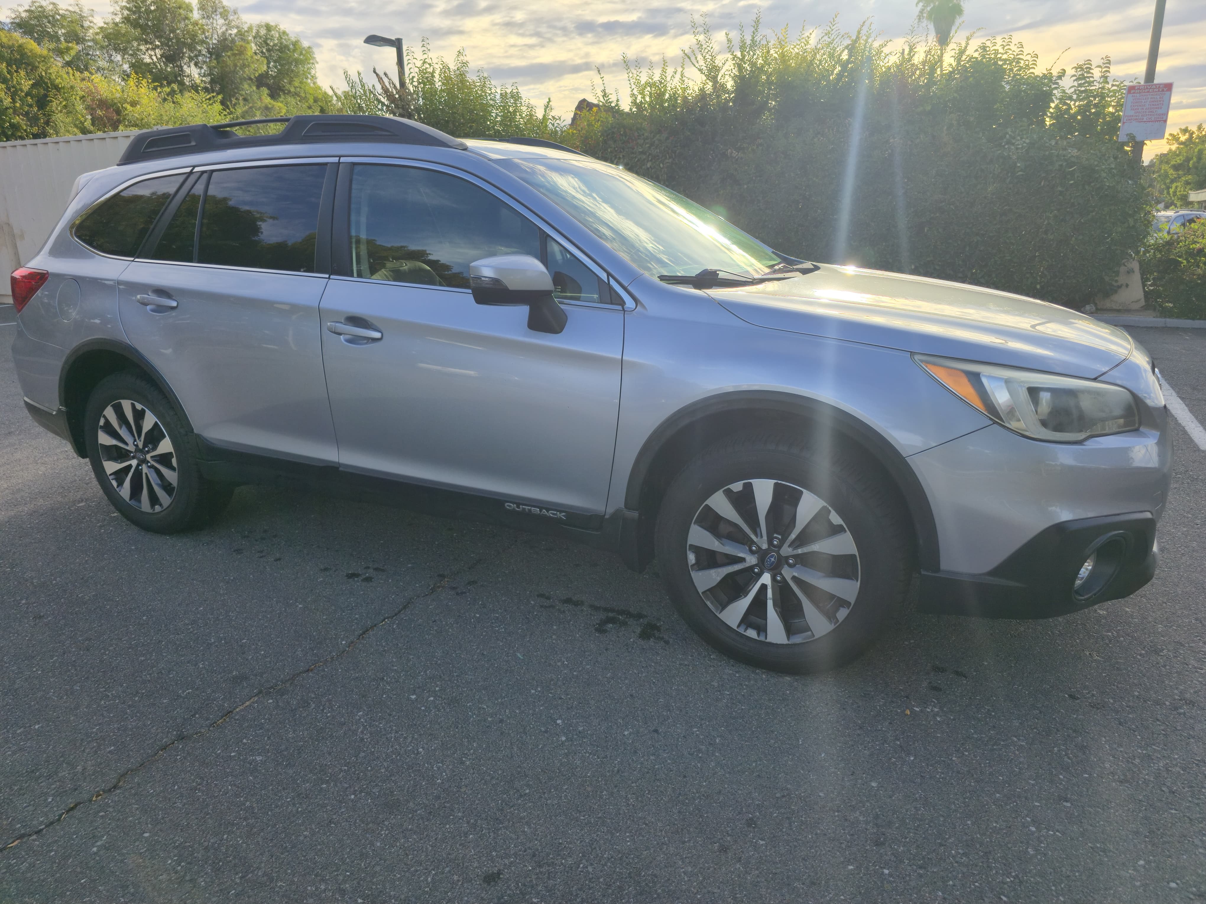 2015 Subaru Outback Limited thumbnail 5