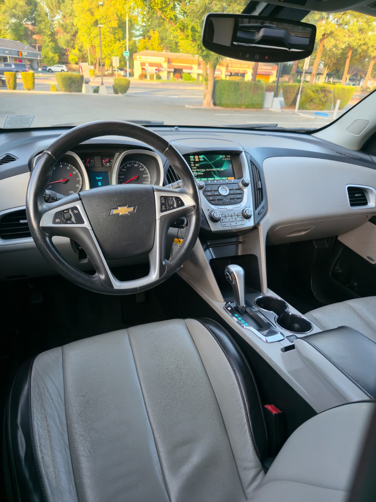 2010 Chevrolet Equinox LTZ thumbnail 8