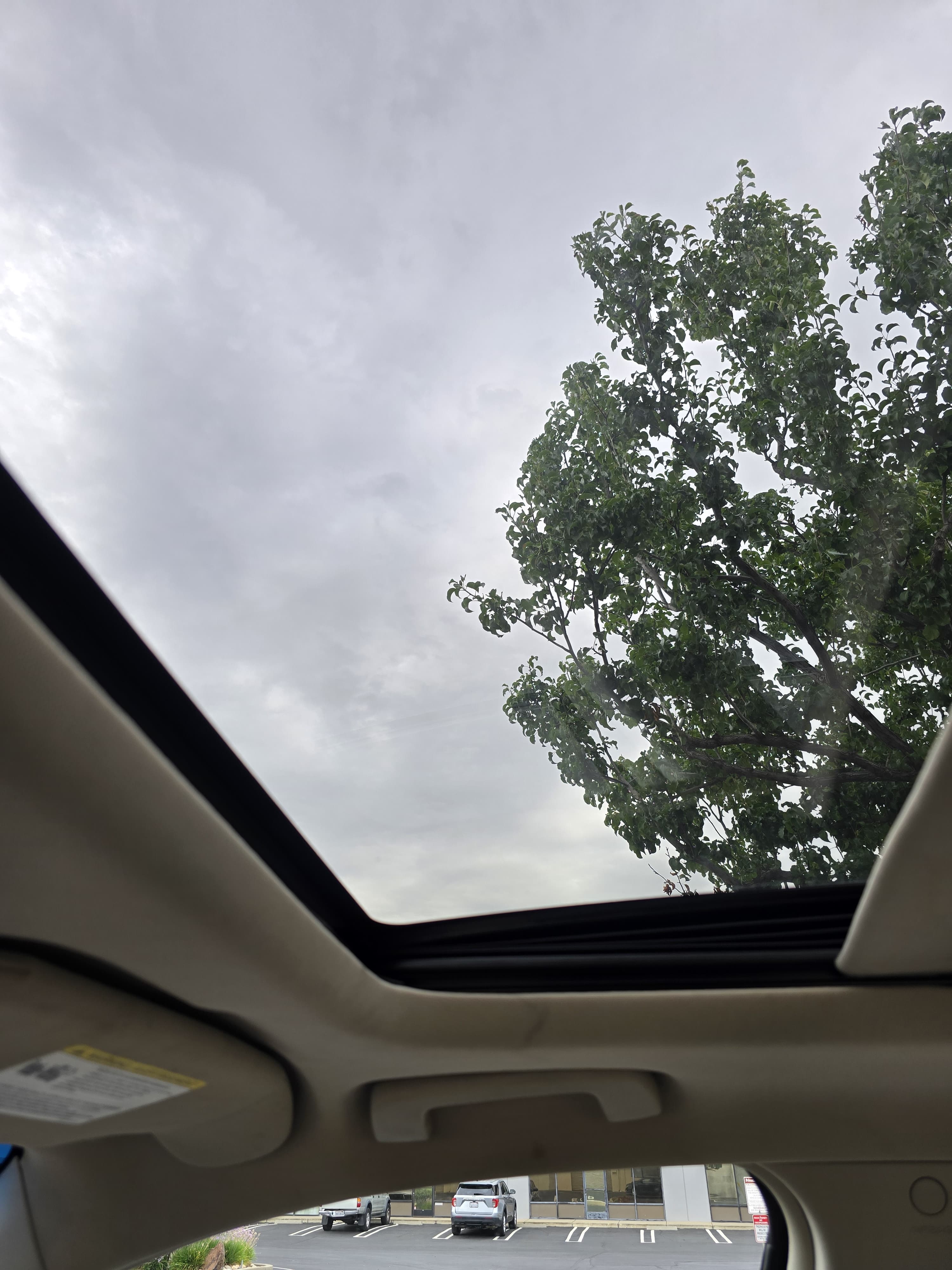 2012 Ford Fusion Hybrid thumbnail 11