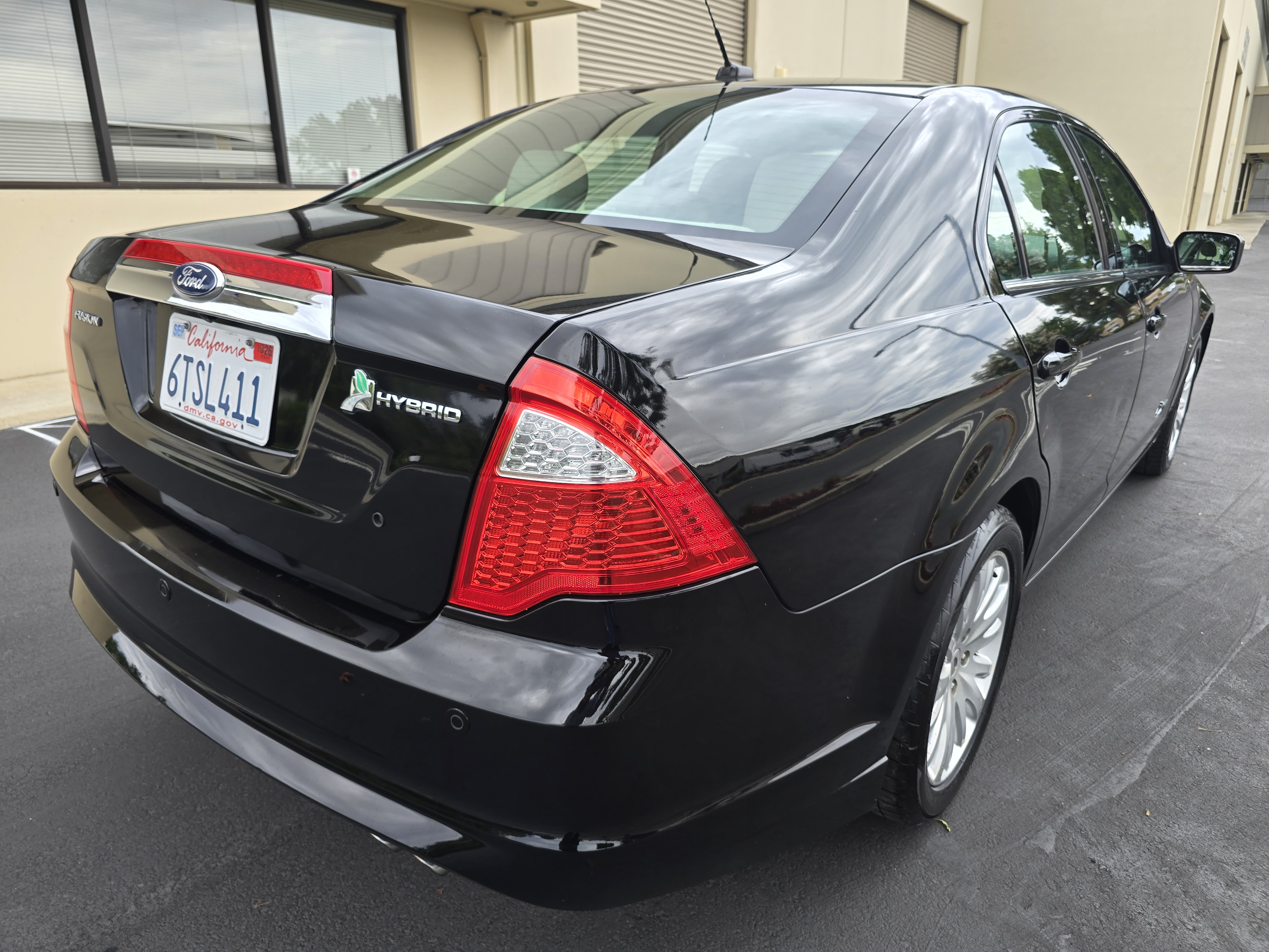 2012 Ford Fusion Hybrid thumbnail 7