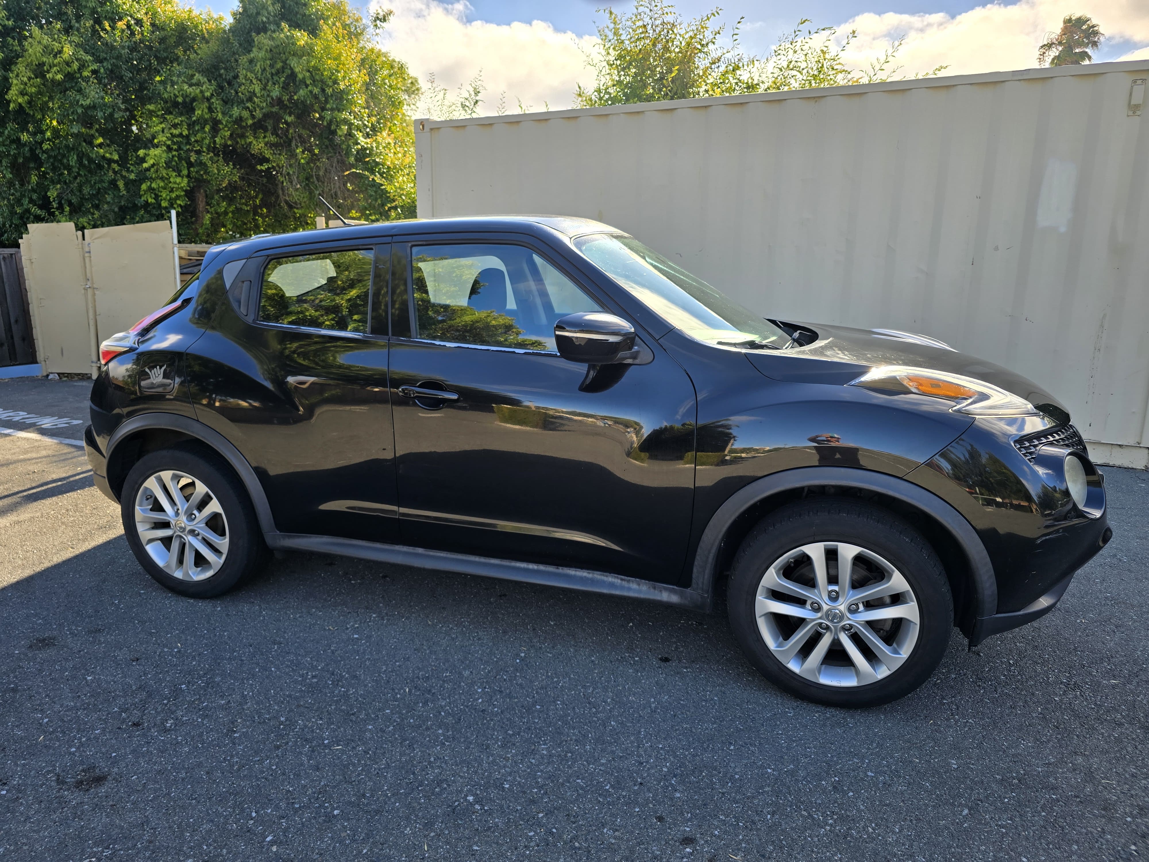 2015 Nissan Juke S thumbnail 5