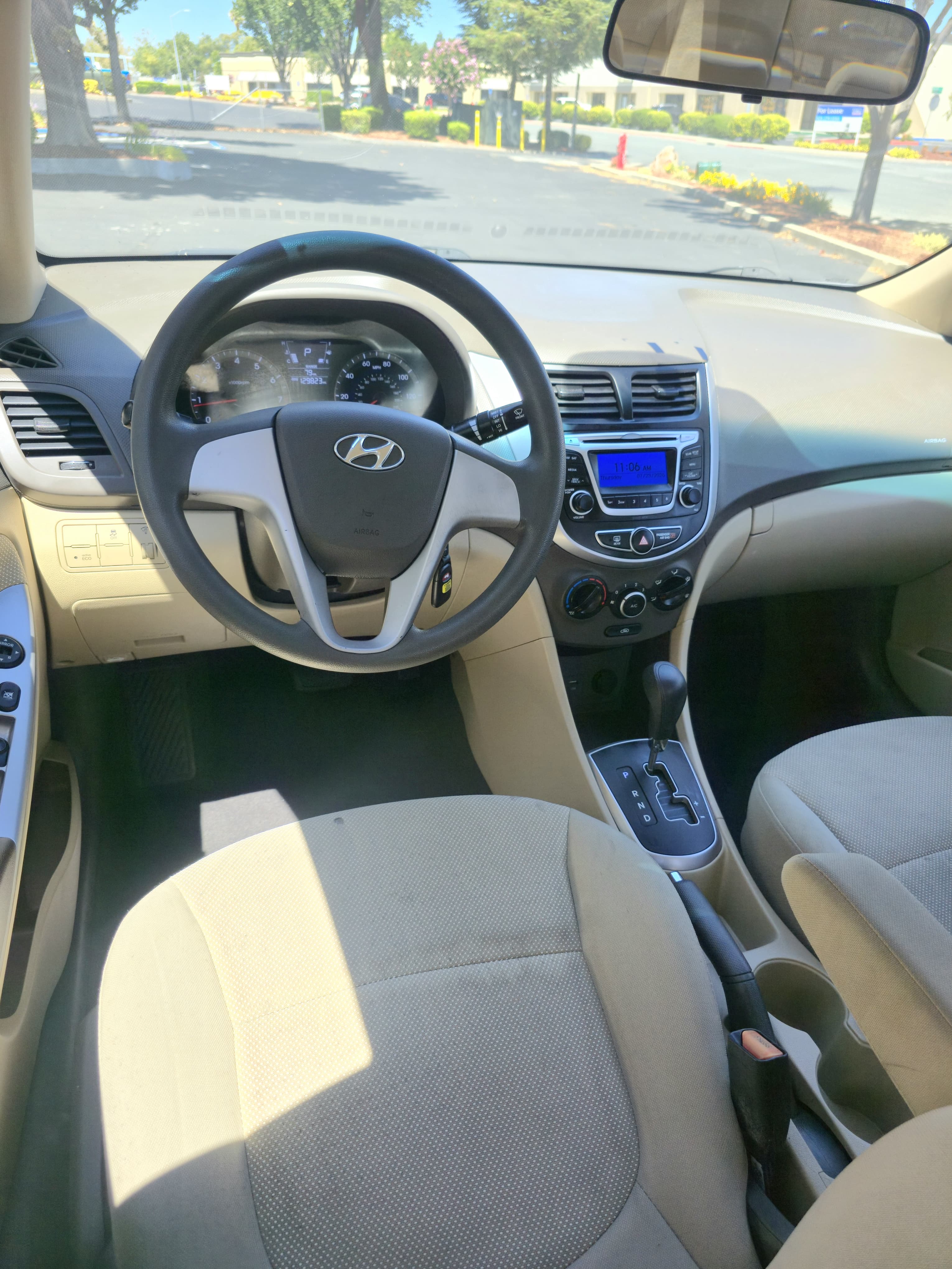 2014 Hyundai Accent GLS thumbnail 8