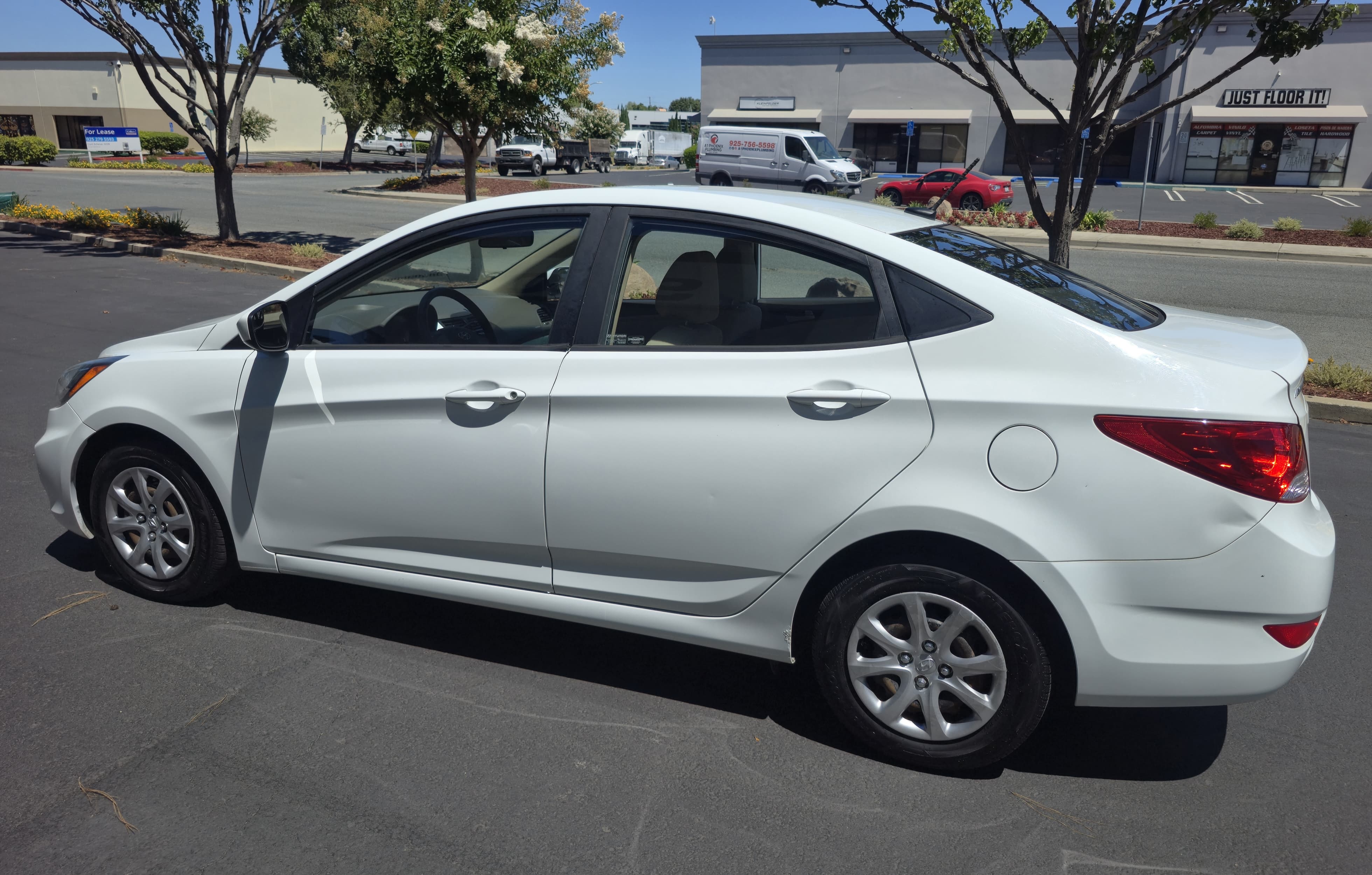 2014 Hyundai Accent GLS thumbnail 6