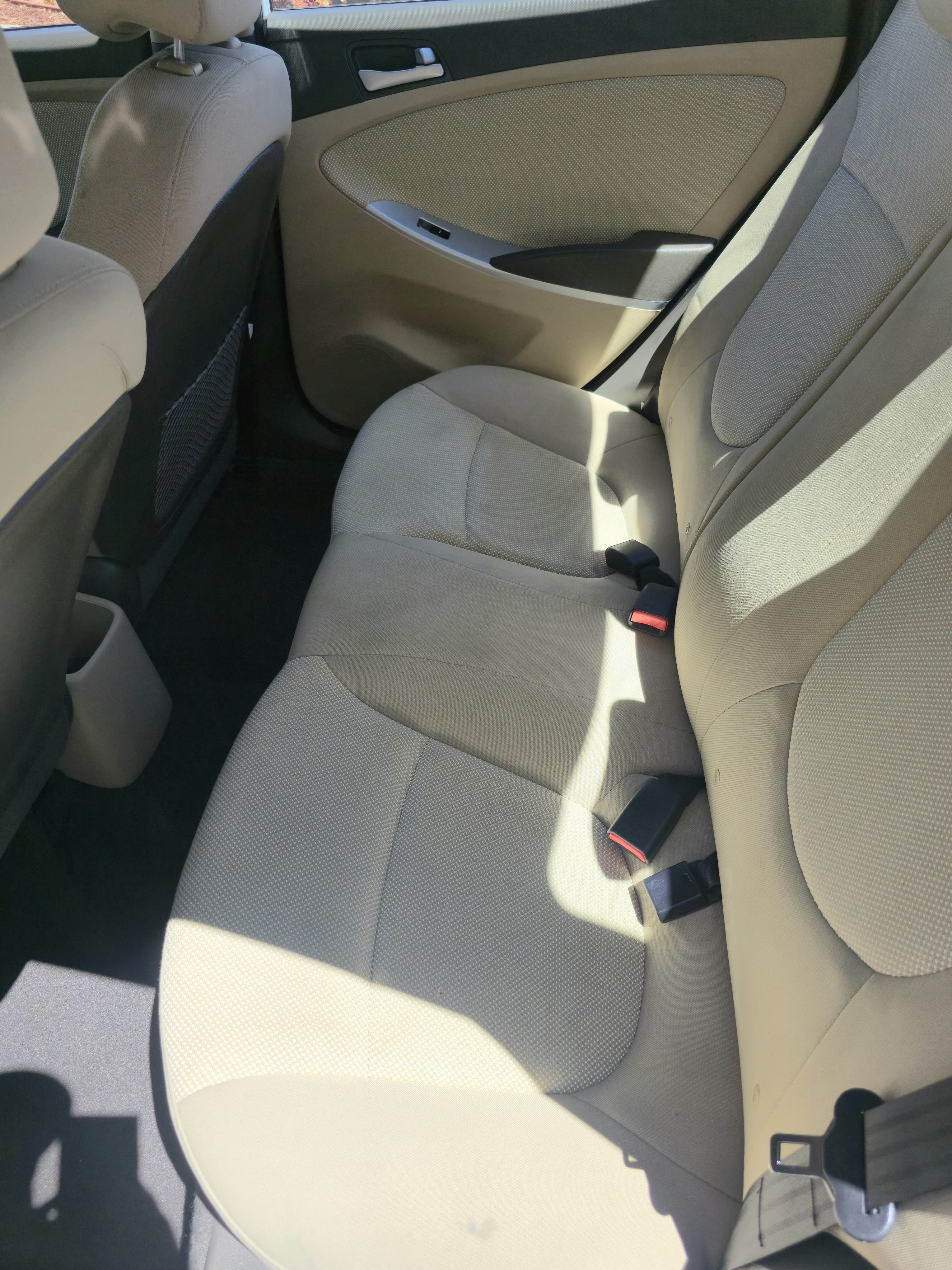 2014 Hyundai Accent GLS thumbnail 10