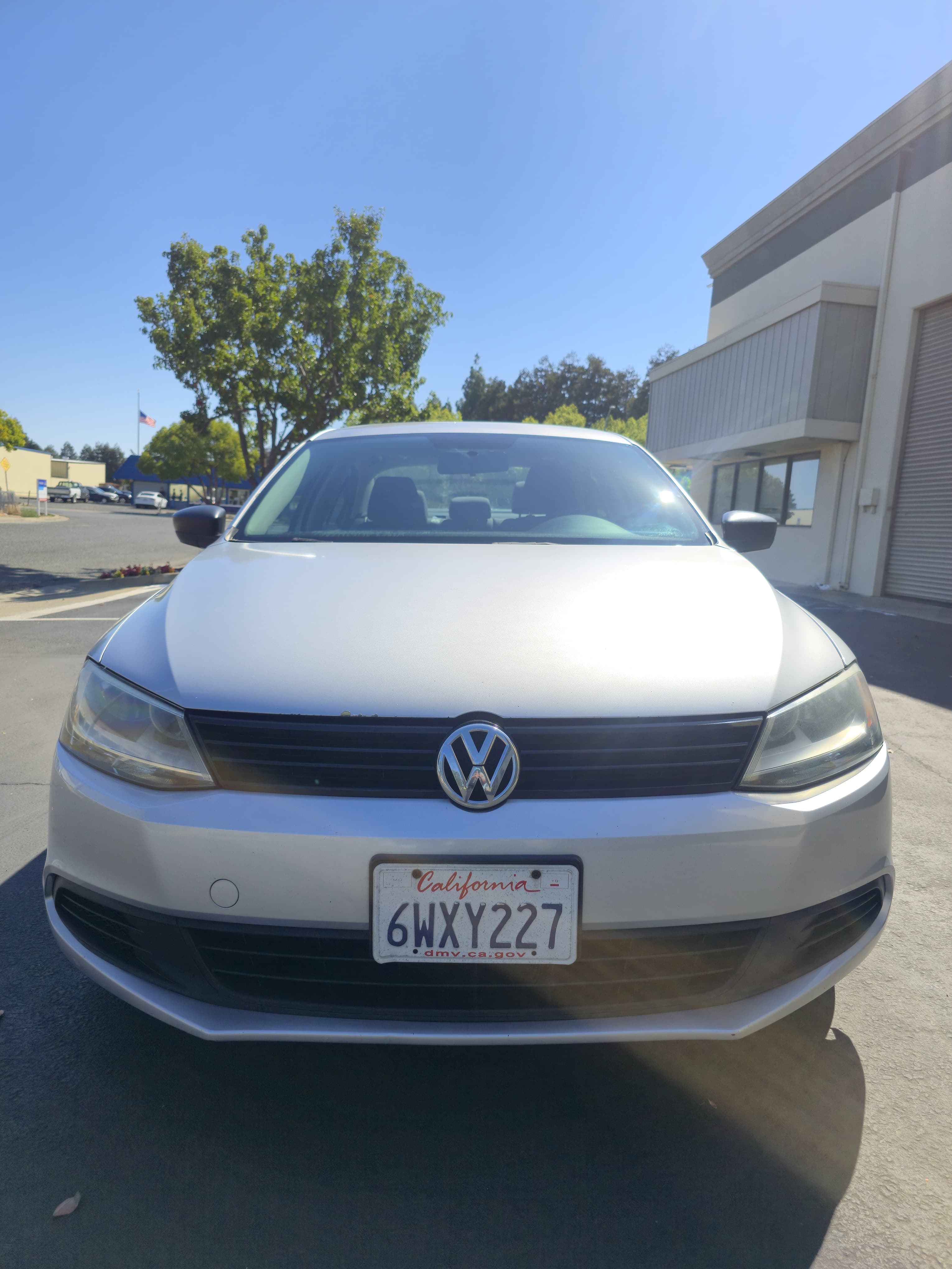 2012 Volkswagen Jetta image 1