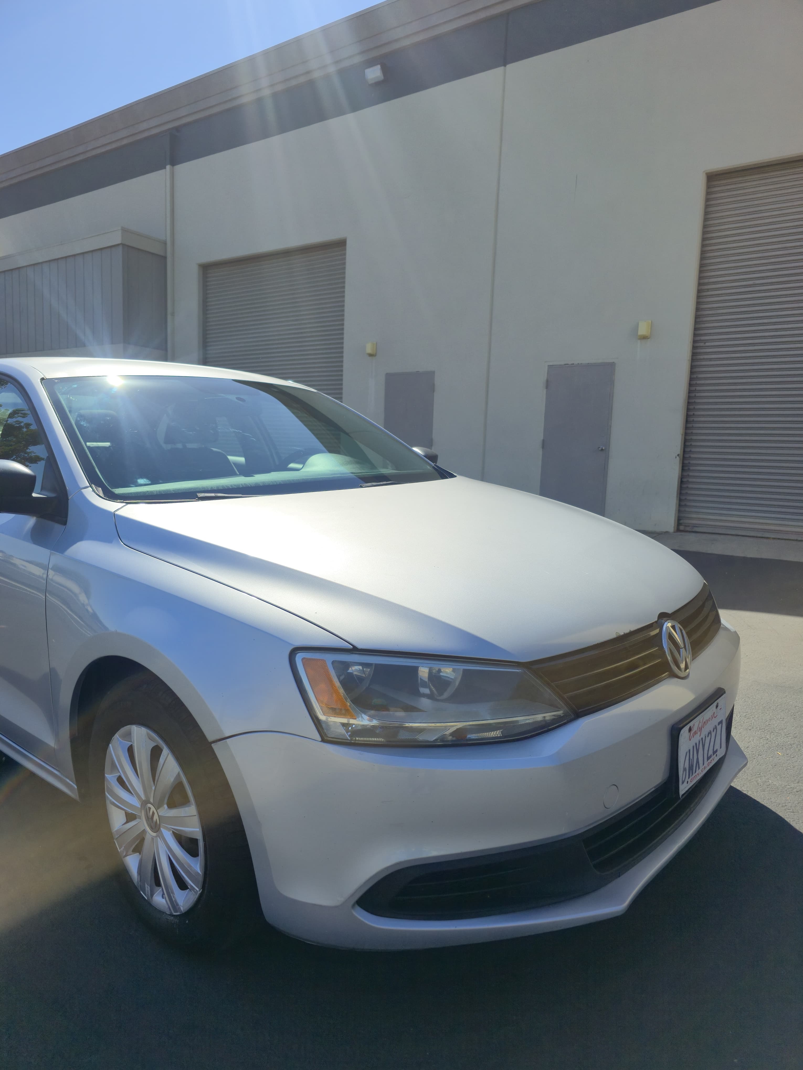 2012 Volkswagen Jetta thumbnail 3