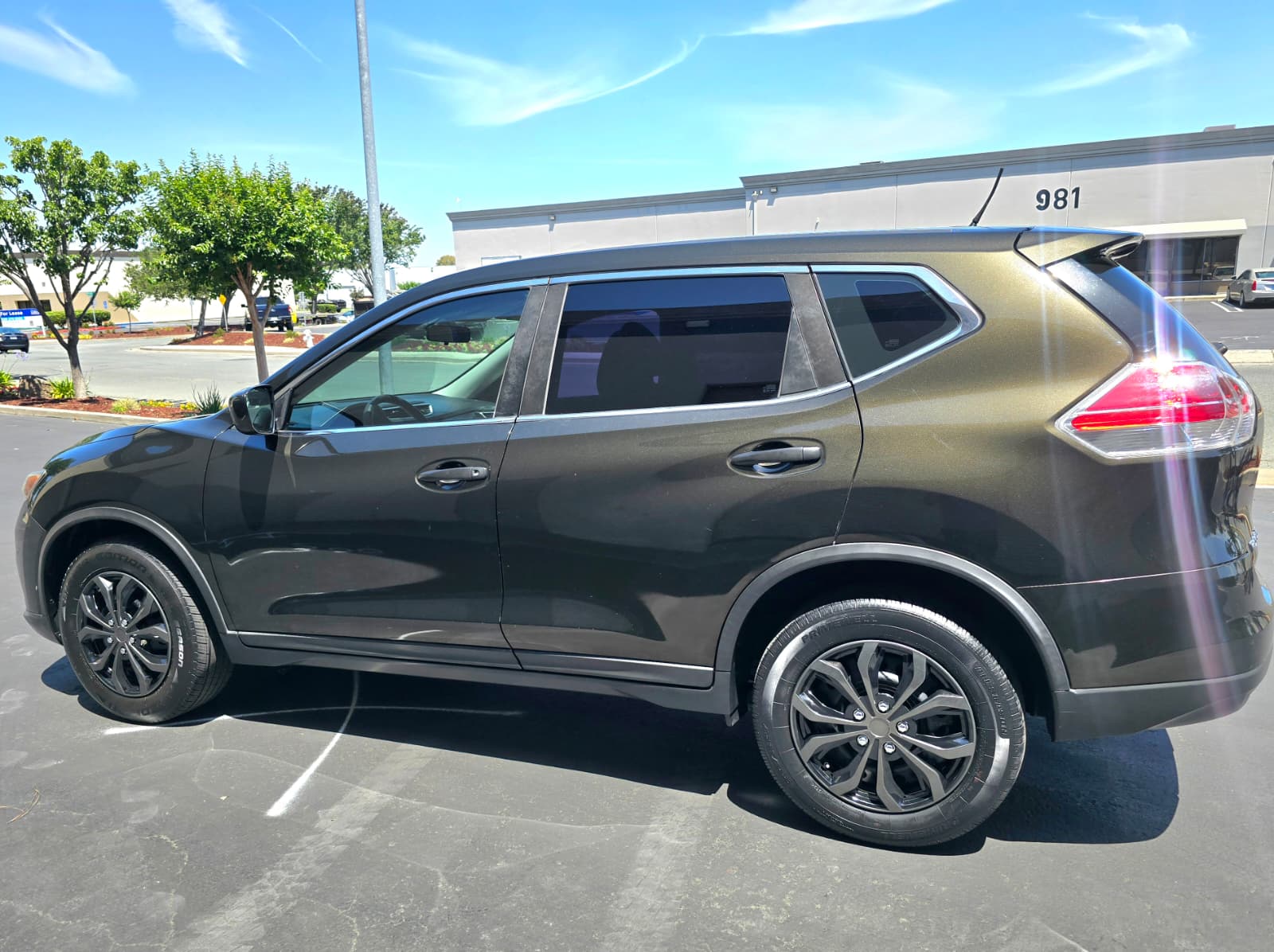 2016 Nissan Rogue S thumbnail 6