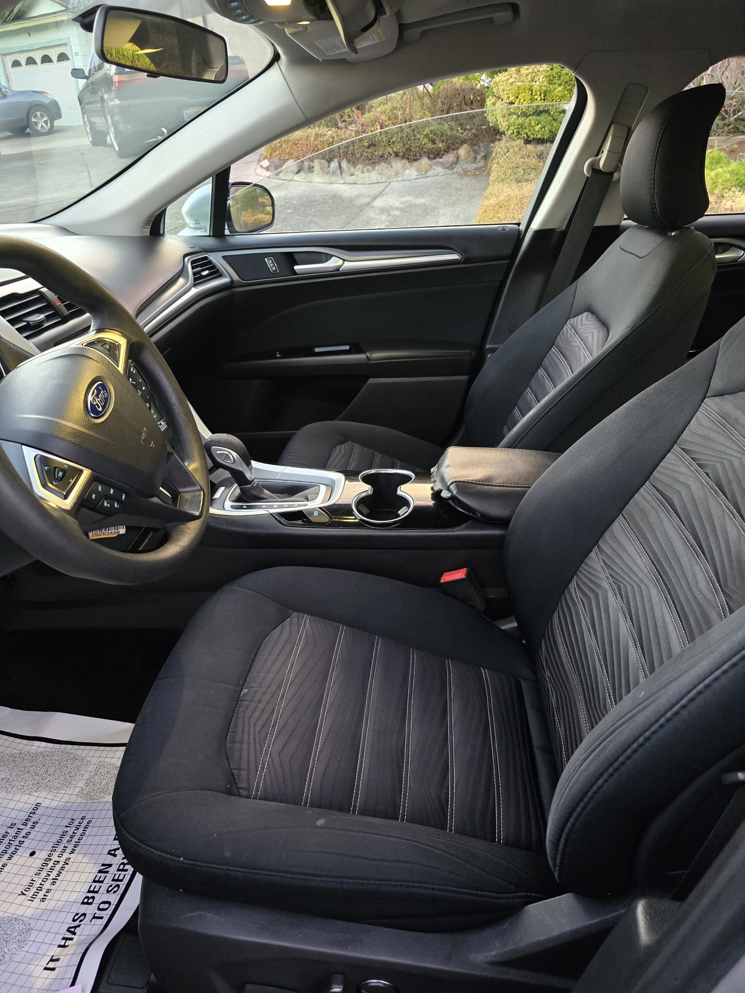 2016 Ford Fusion SE thumbnail 8