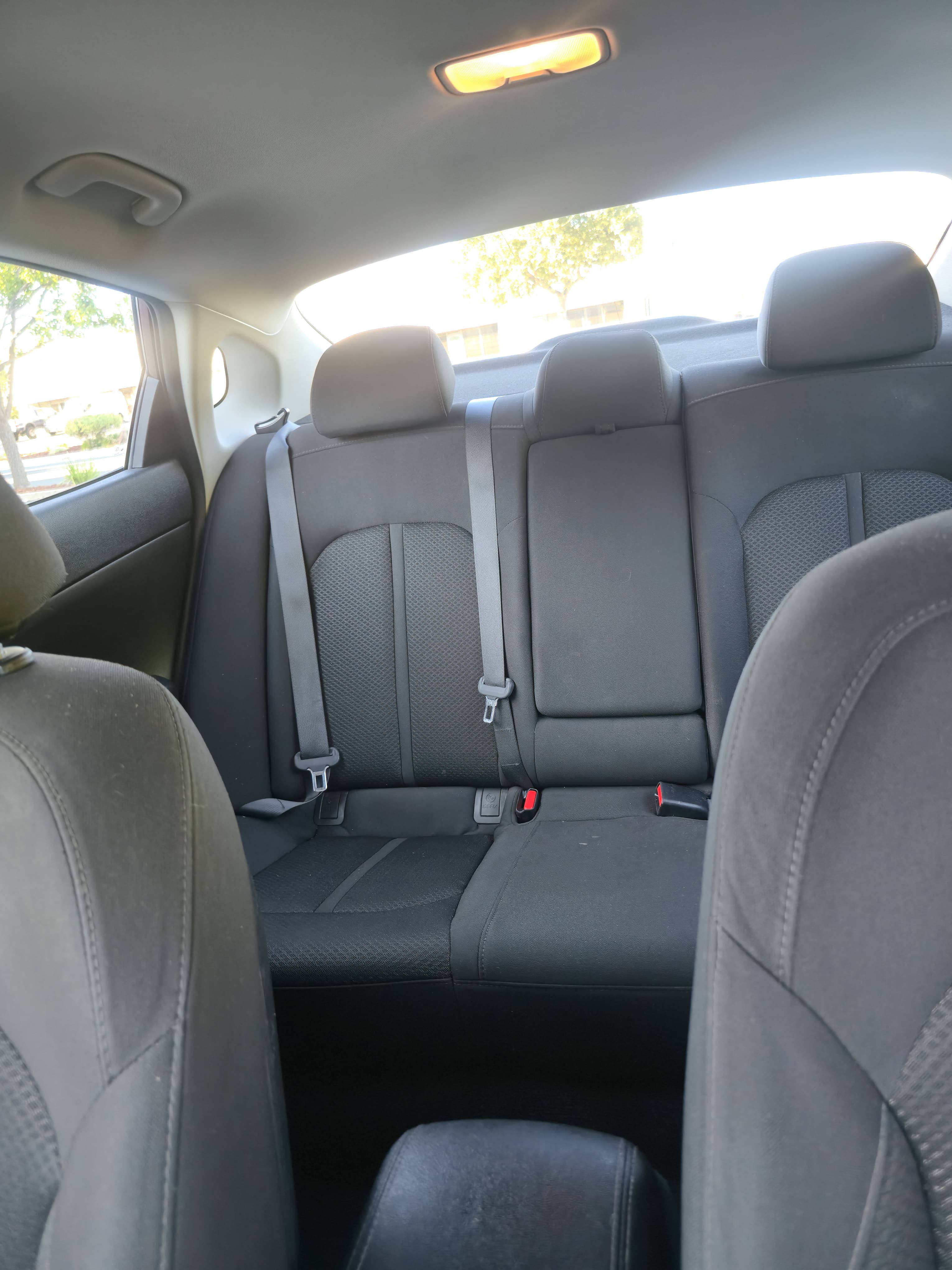 2016 Kia Optima LX thumbnail 11