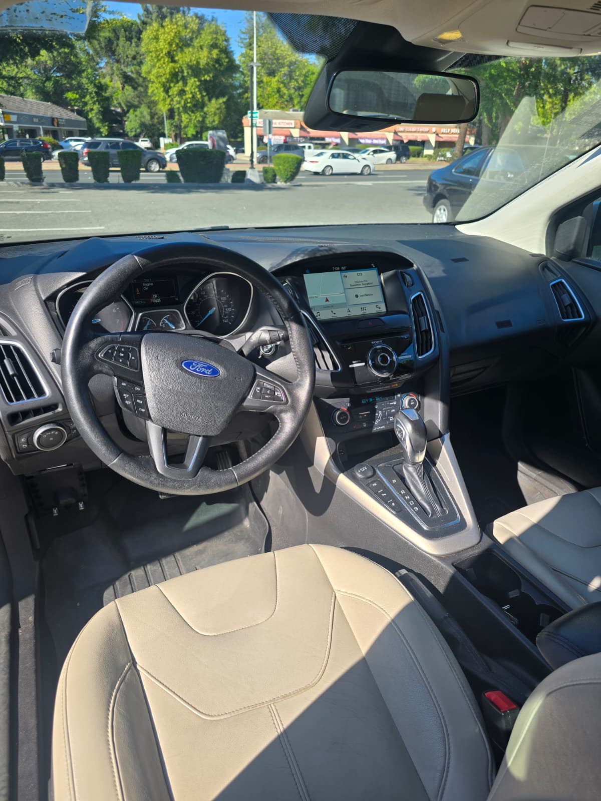 2018 Ford Focus Titanium thumbnail 8