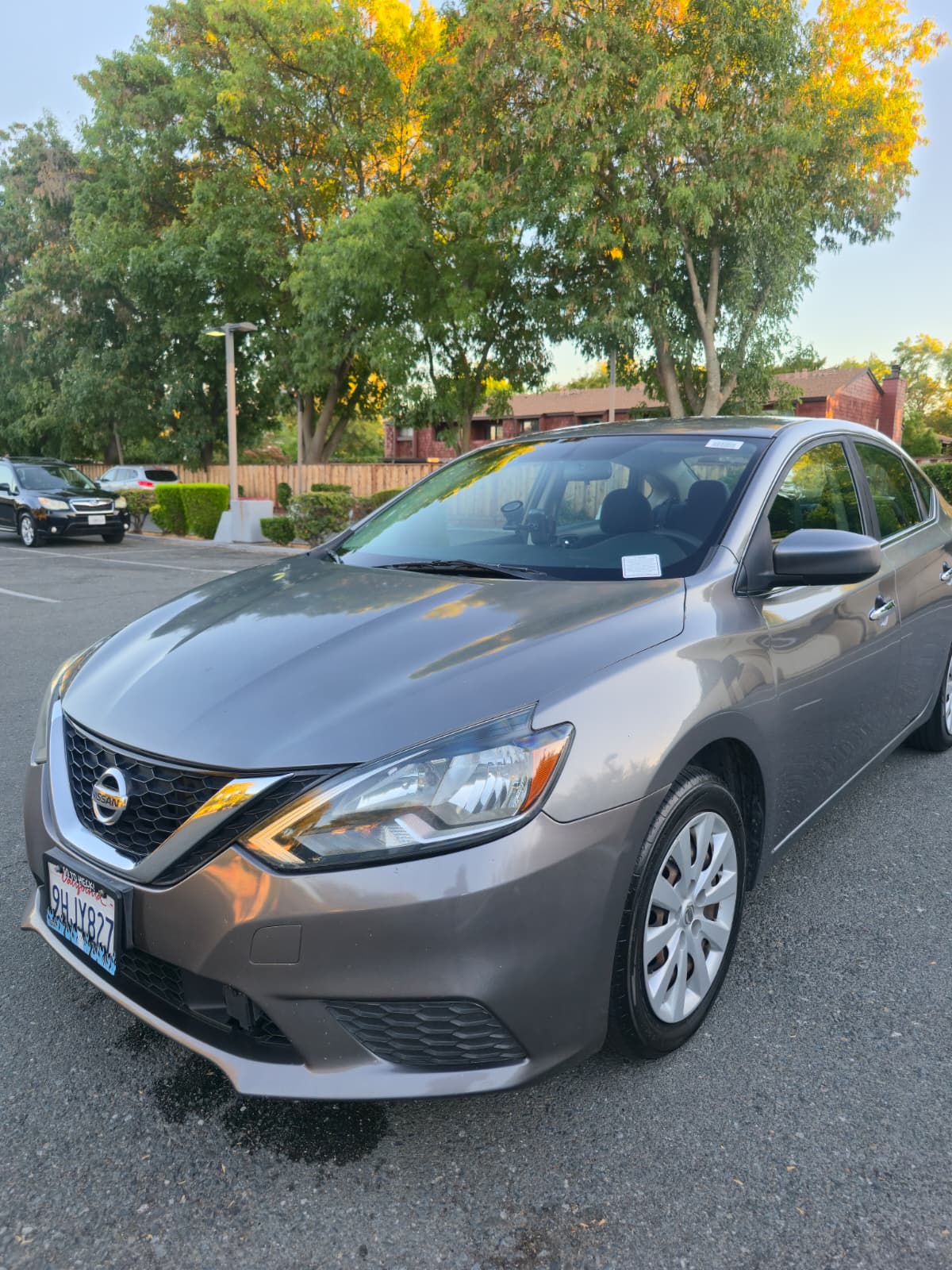 2019 Nissan Sentra S thumbnail 3