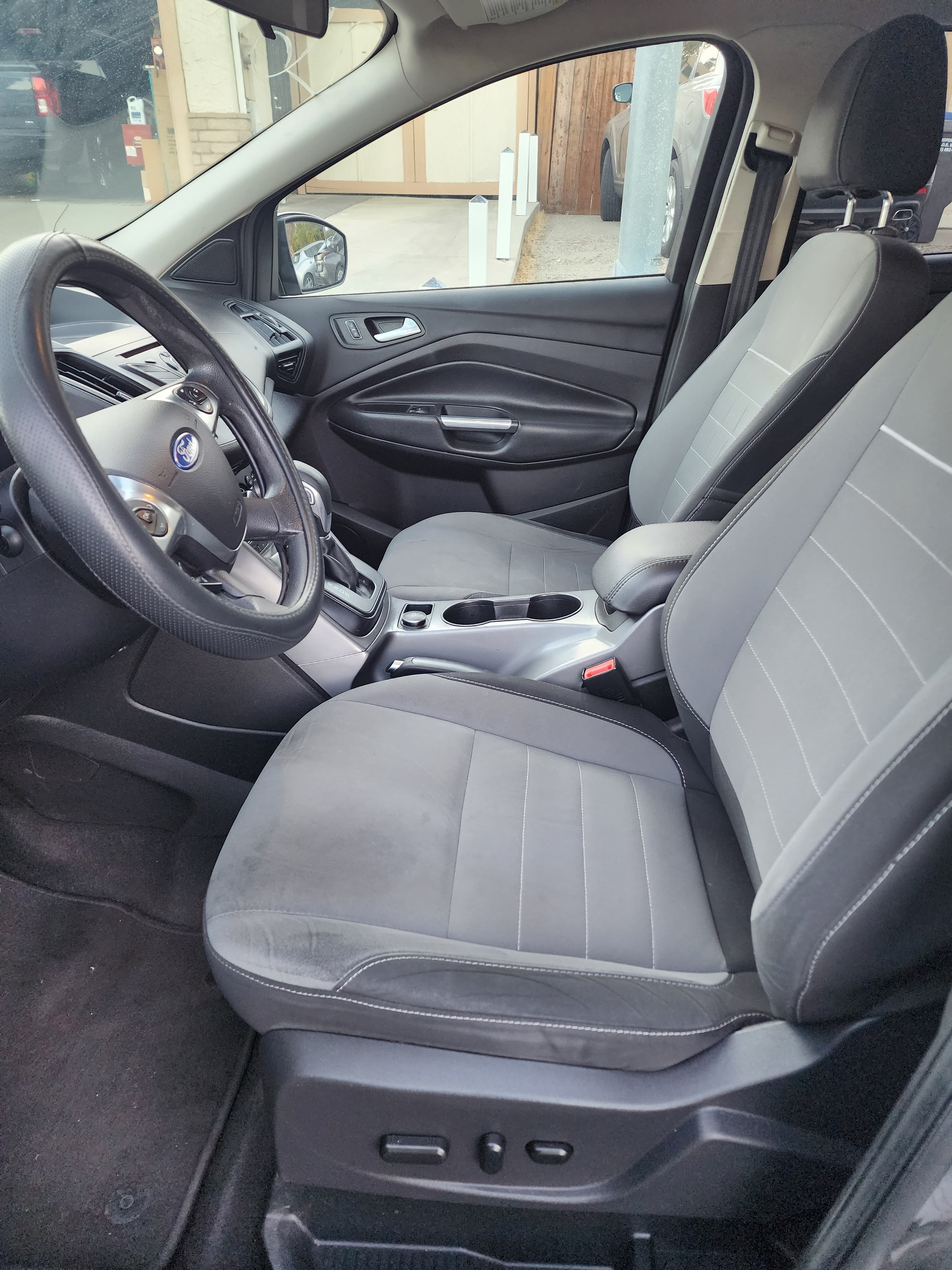 2015 Ford Escape SE thumbnail 8