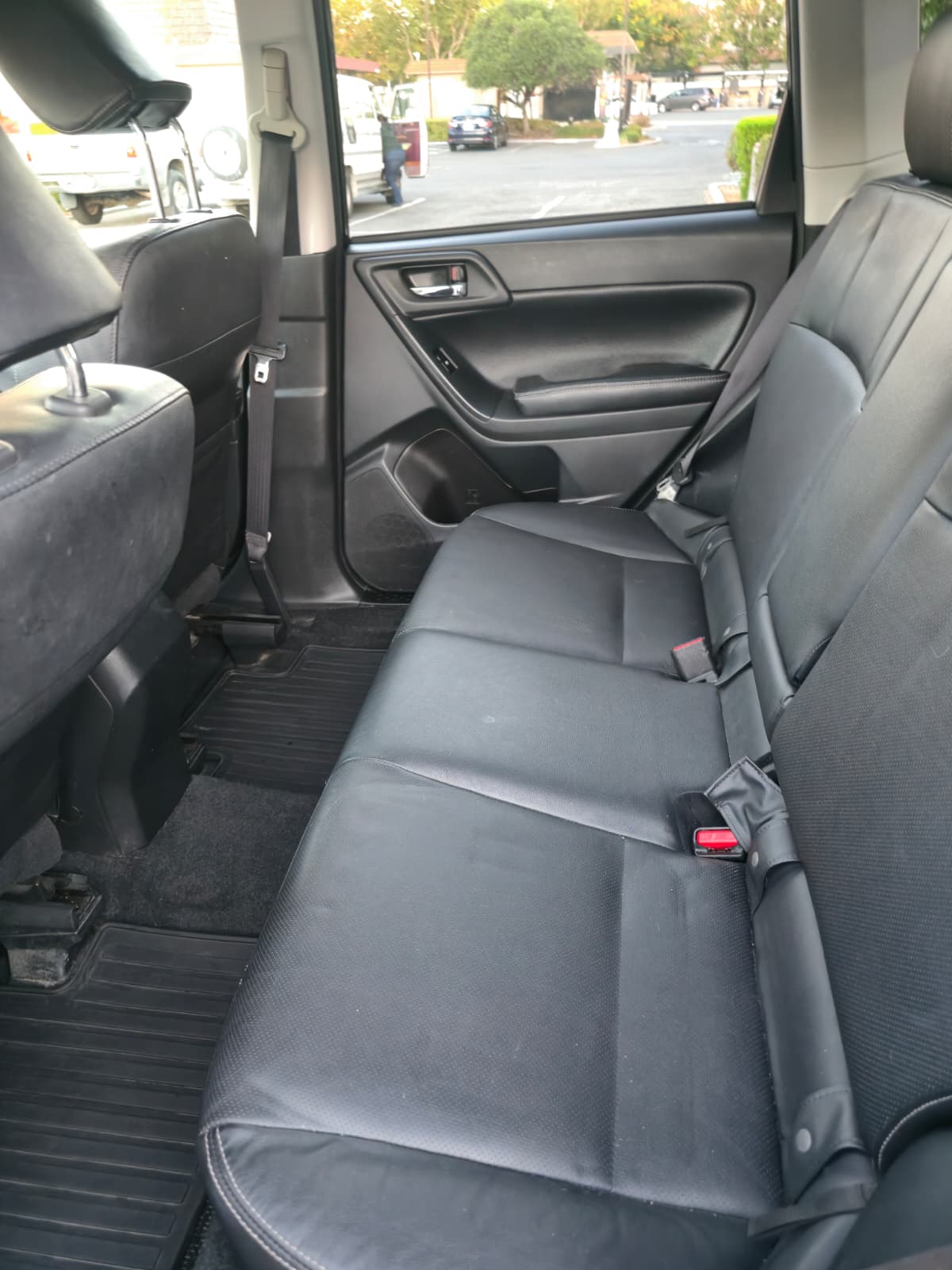 2014 Subaru Forester 2.5i Limited thumbnail 10