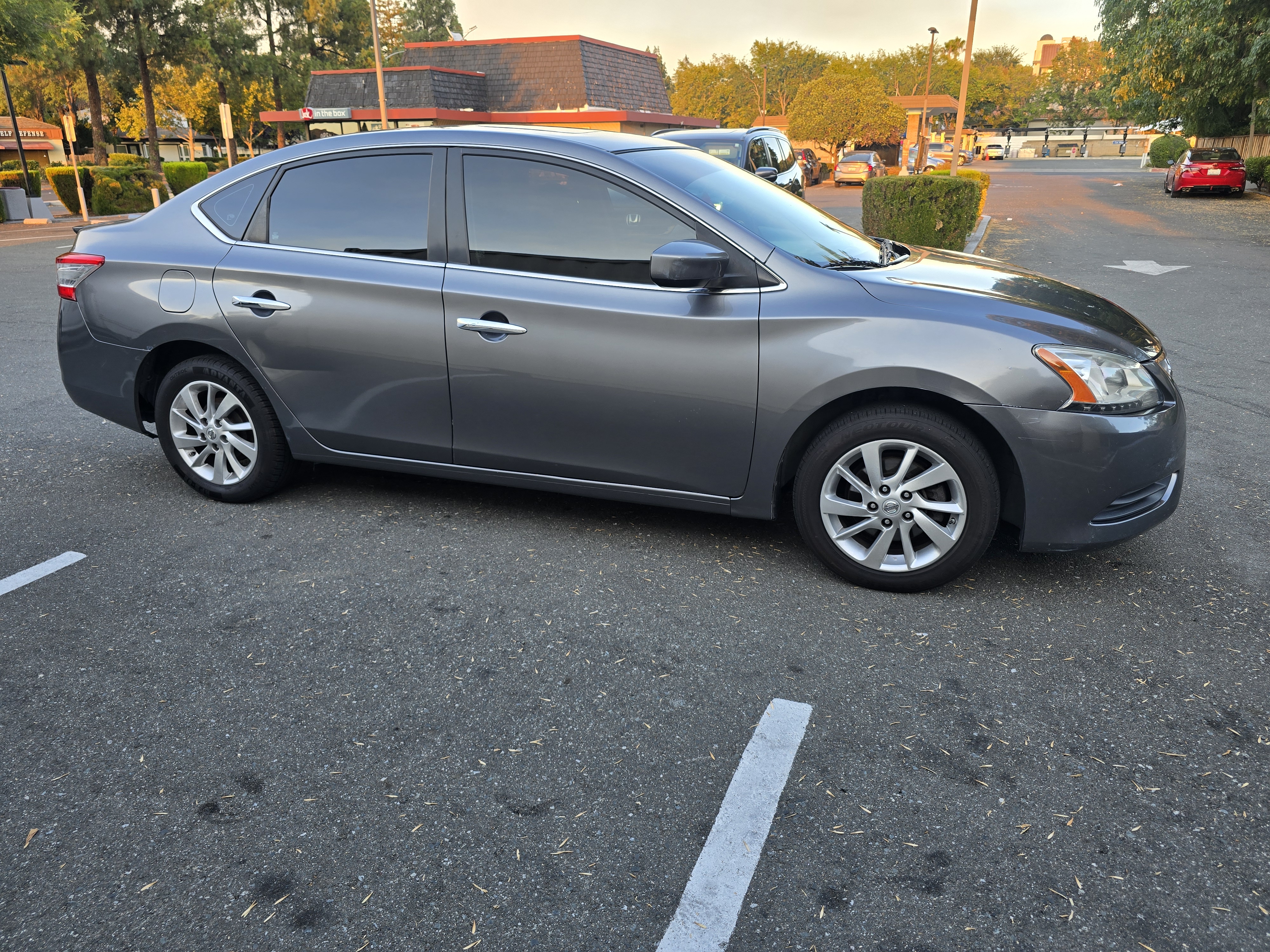 2015 Nissan Sentra SV thumbnail 5