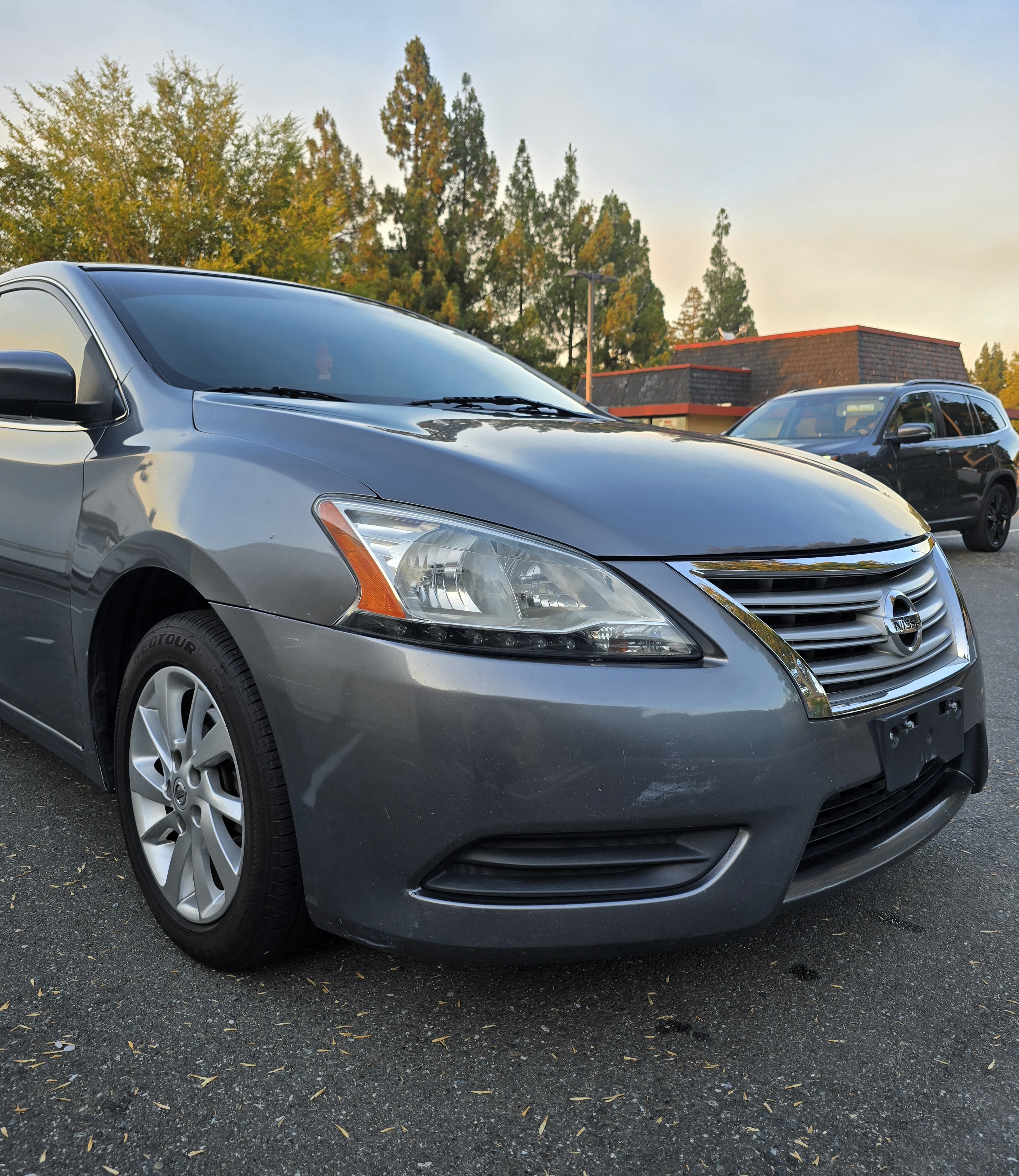2015 Nissan Sentra SV thumbnail 3