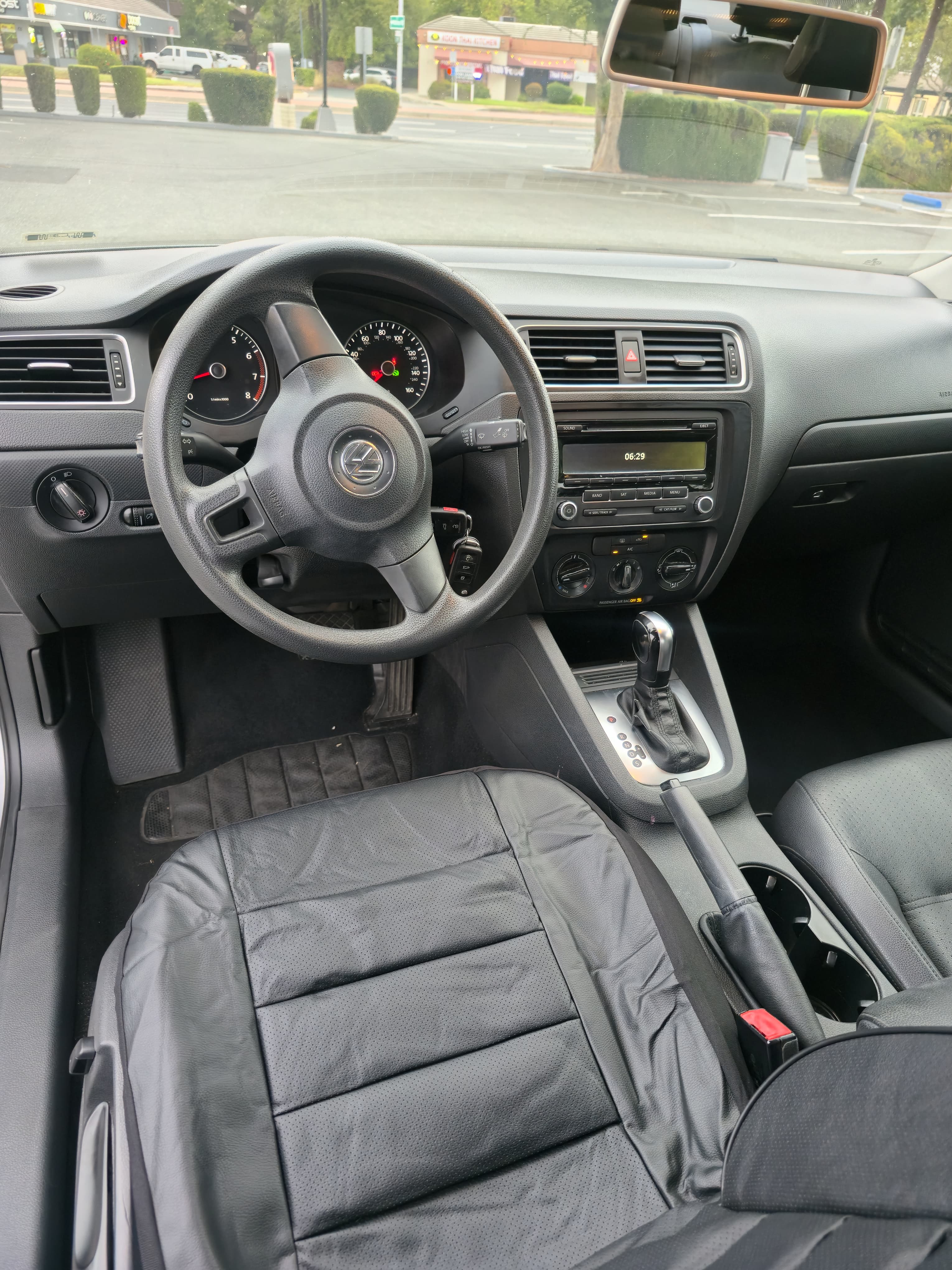 2014 Volkswagen Jetta SE thumbnail 8