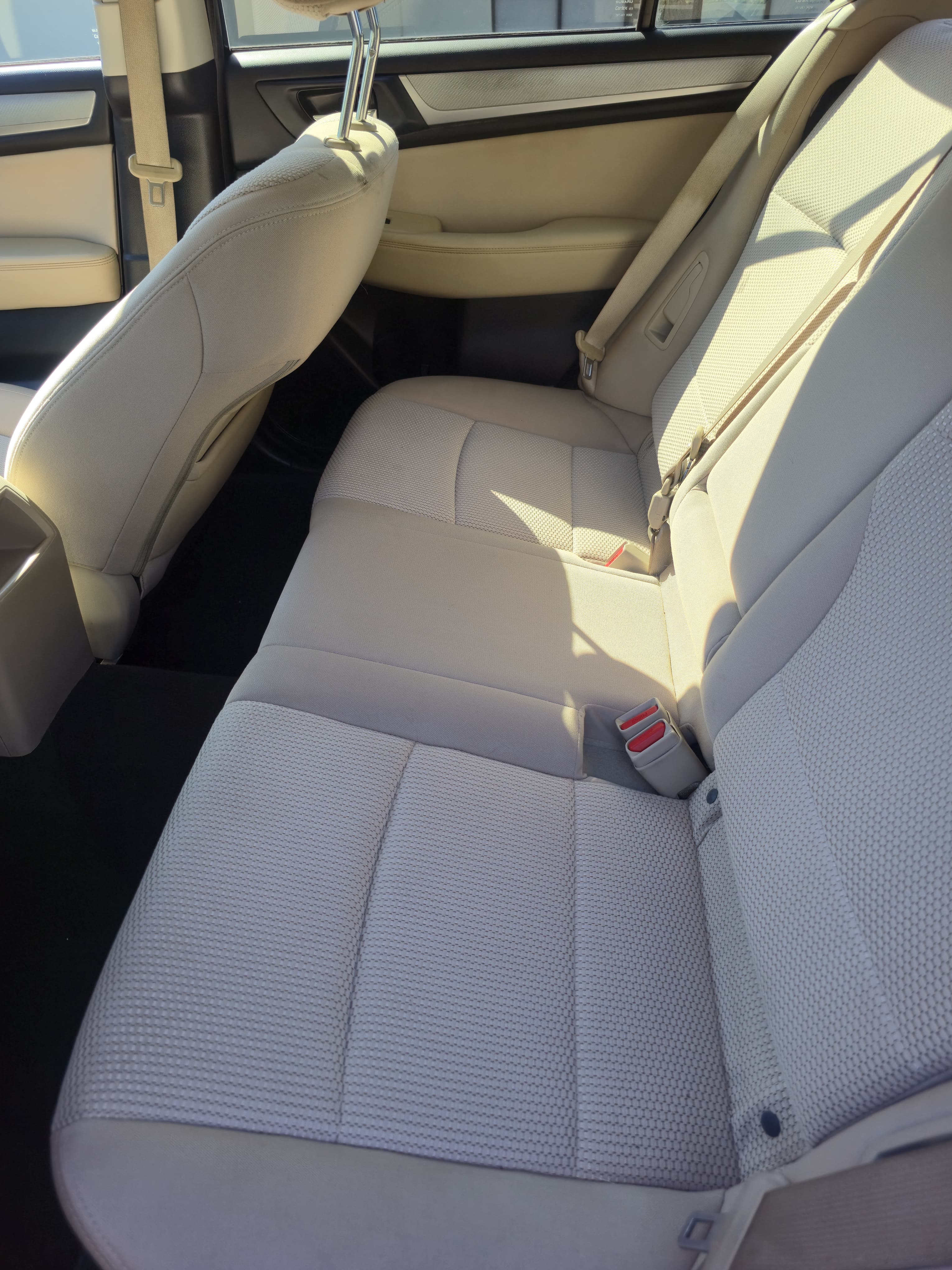 2016 Subaru Outback 2.5i Premium thumbnail 10