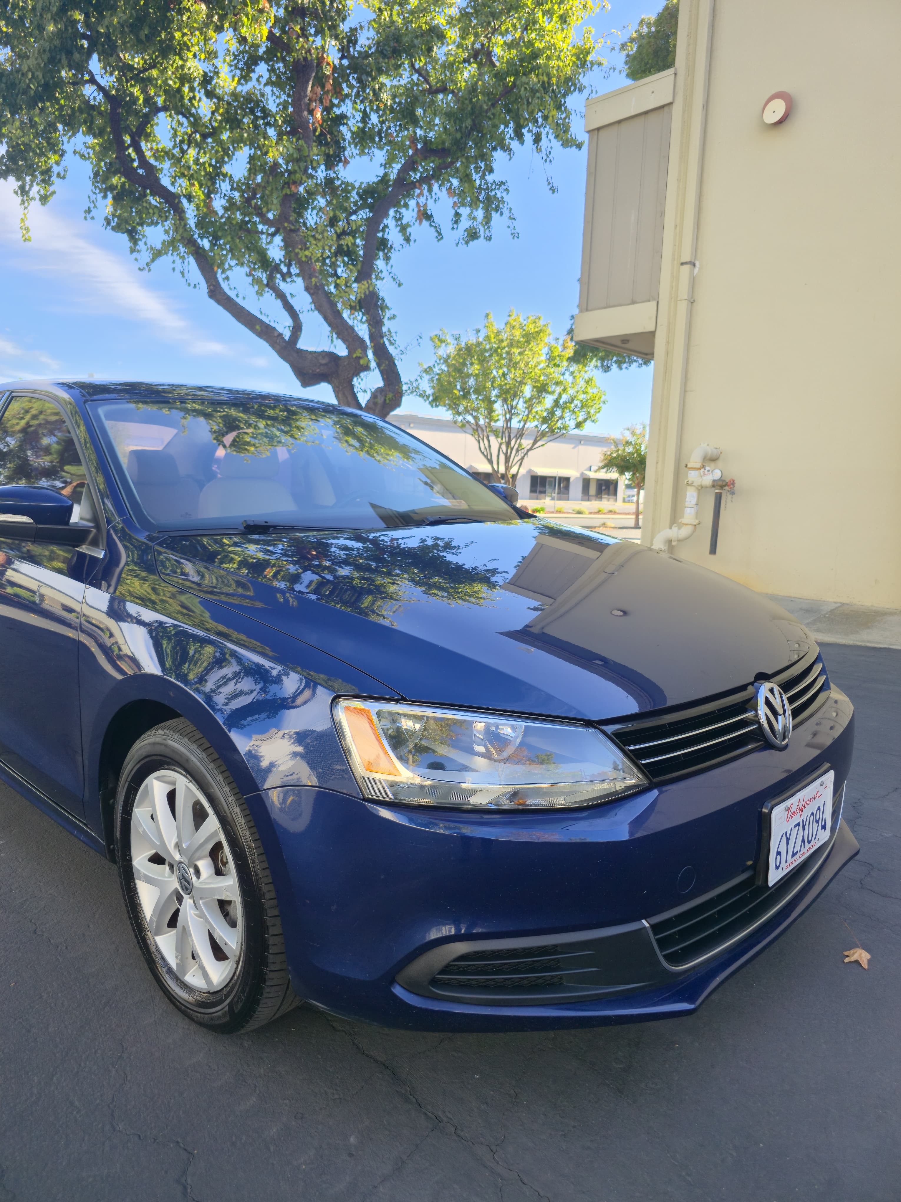 2013 Volkswagen Jetta SE thumbnail 3